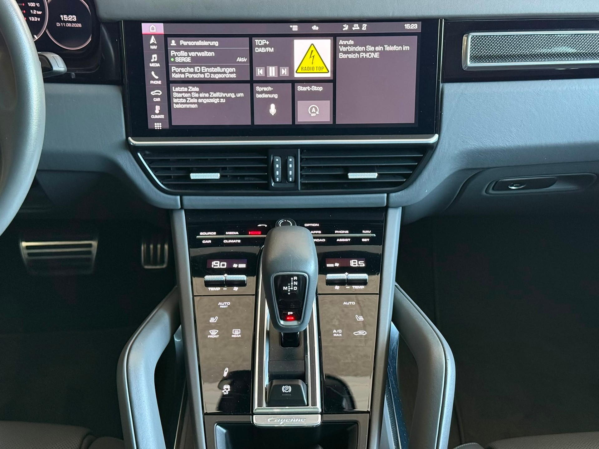 PORSCHE Cayenne Turbo Coupé-image-9