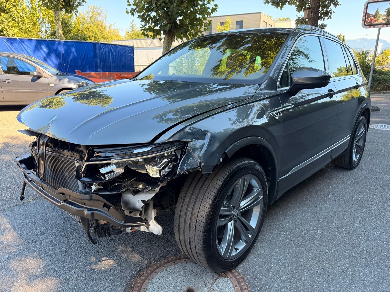 VW Tiguan 2.0TSI R-Line 4Motion DSG-image-4