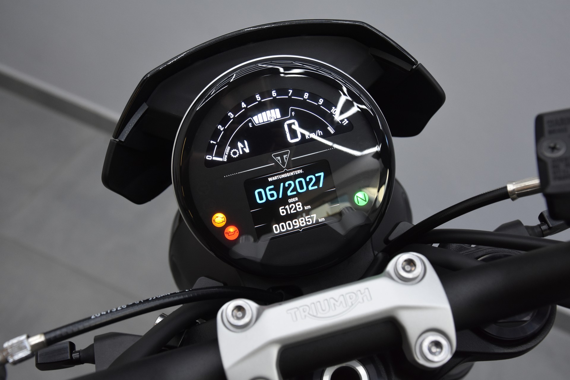 TRIUMPH Trident 660-image-14