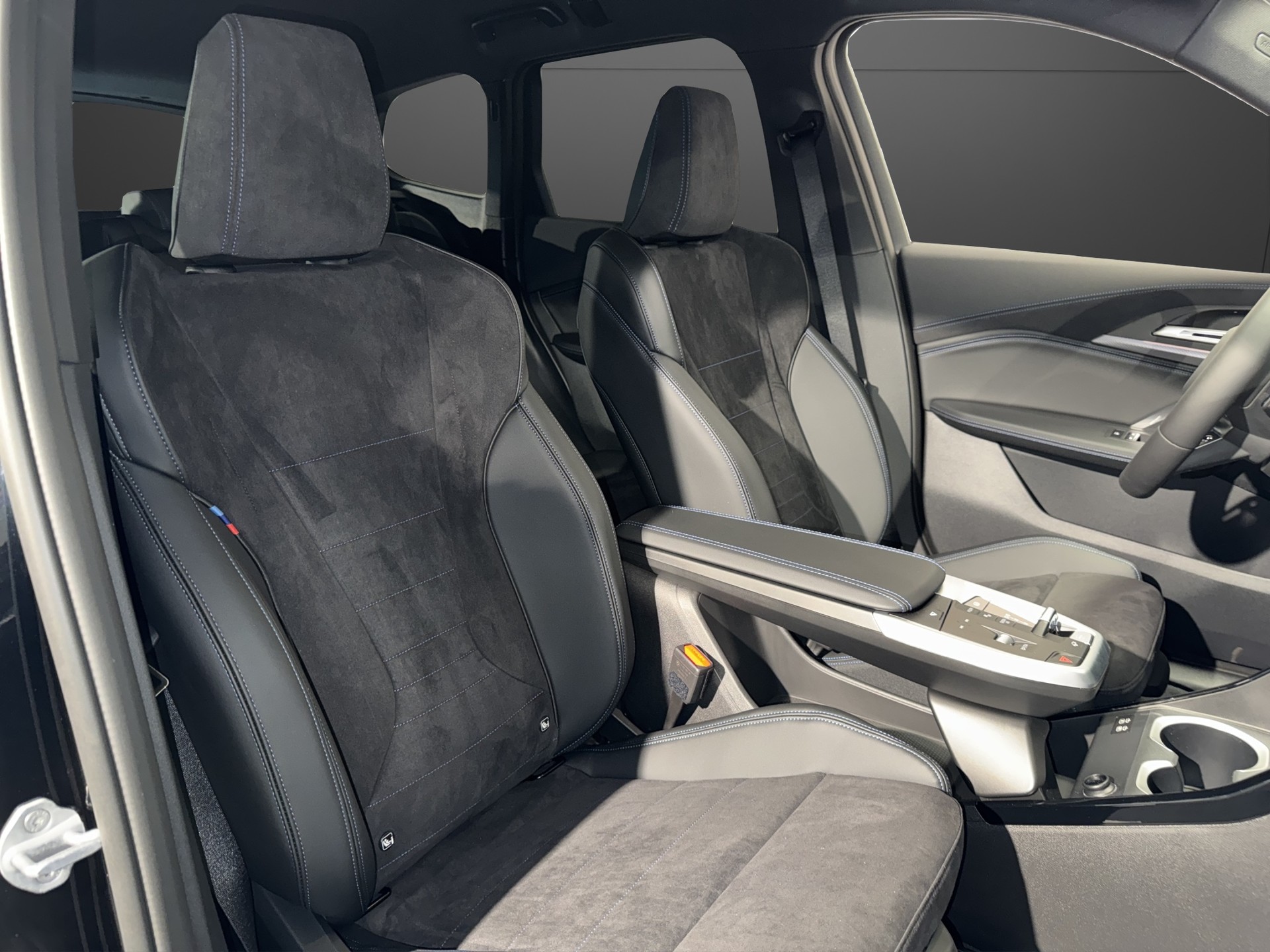 BMW X1 20d xDrive-image-10