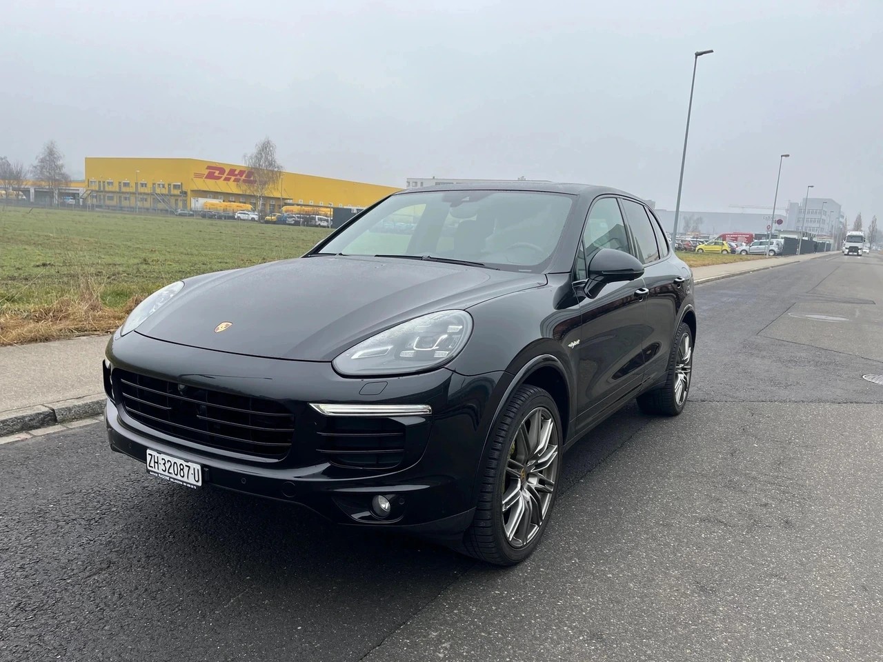 PORSCHE Cayenne S E-Hybrid Platinum Edition