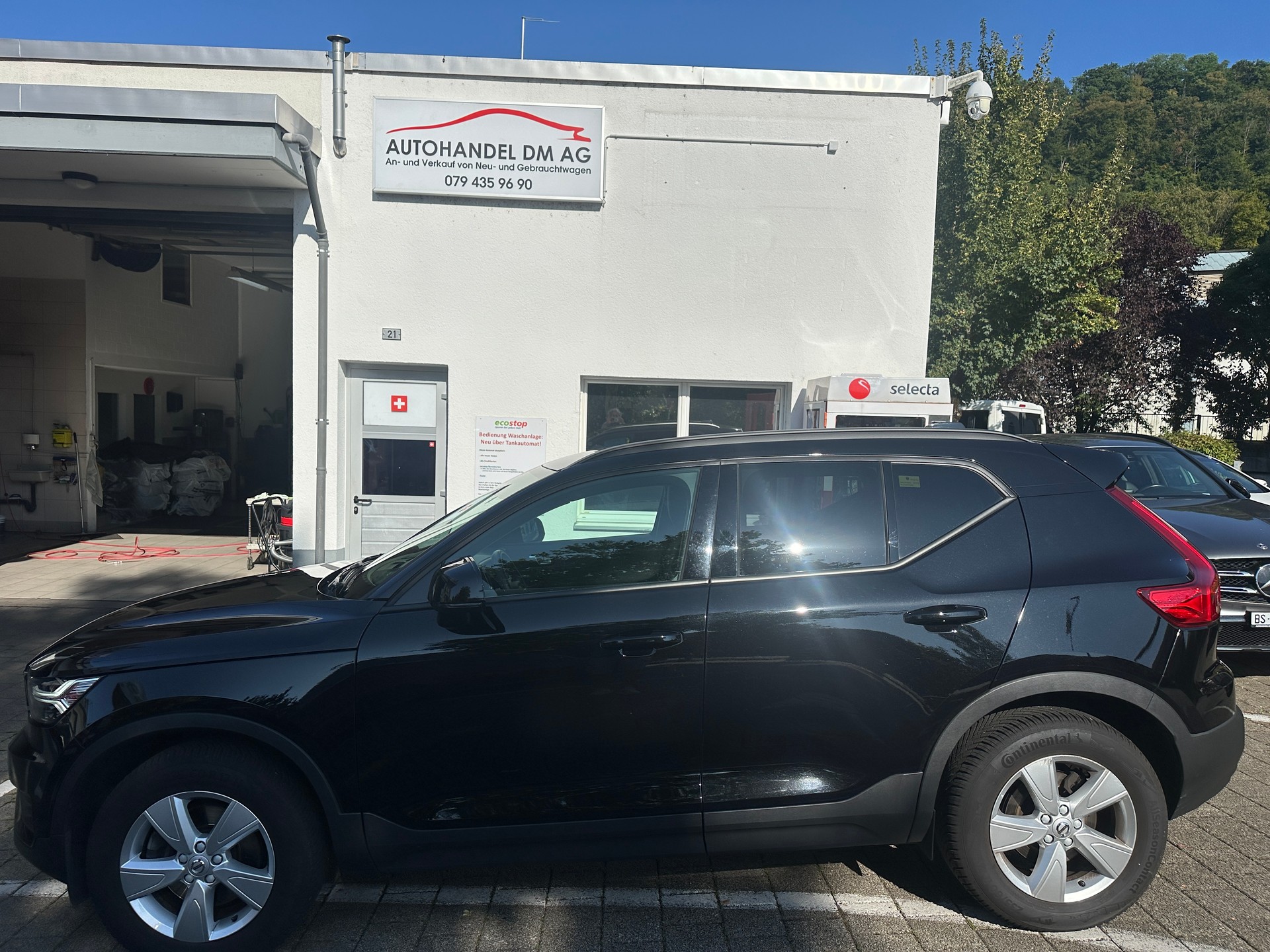 VOLVO XC40 T2 Momentum Light Geartronic-showroom-element-2