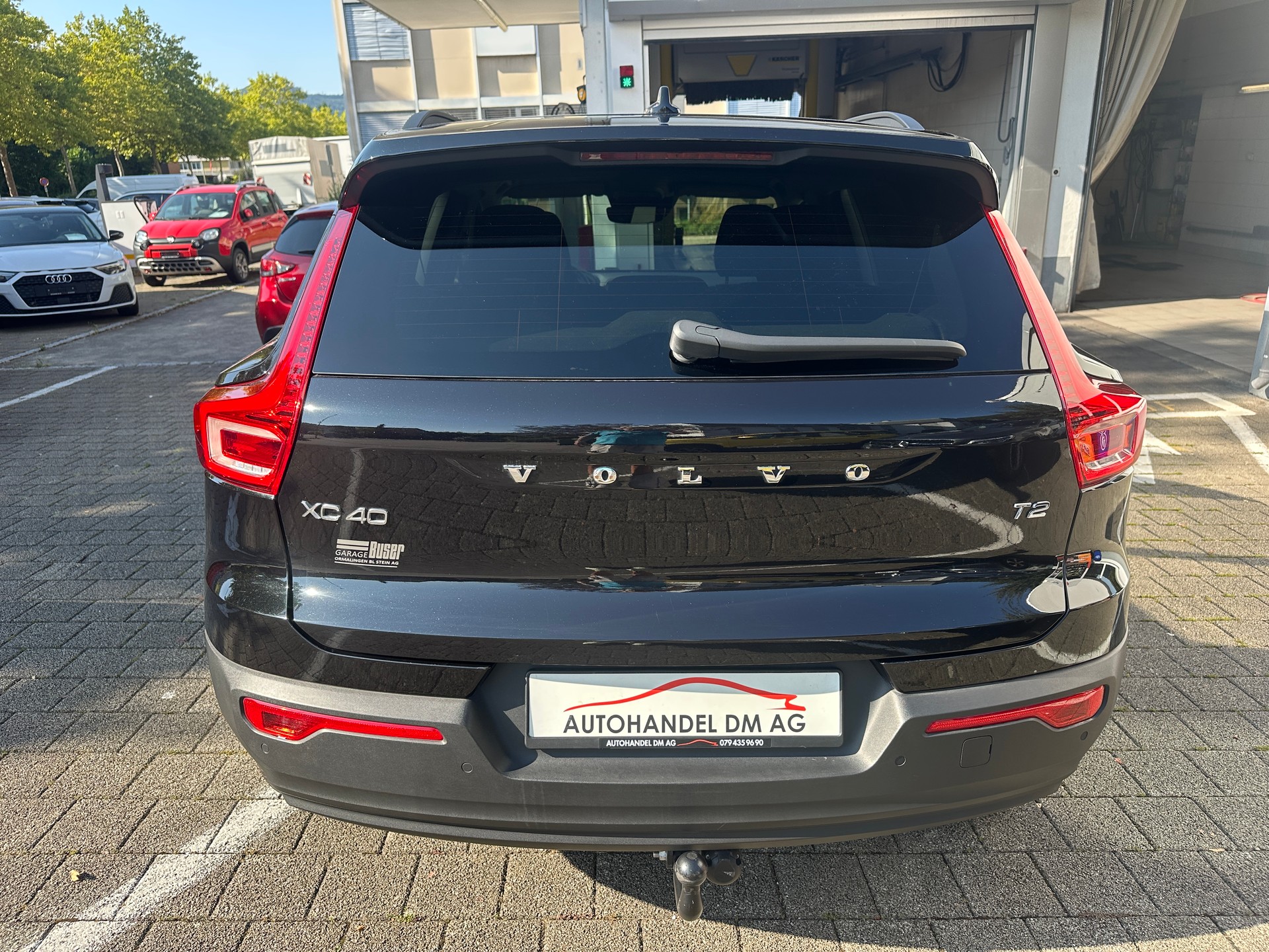 VOLVO XC40 T2 Momentum Light Geartronic-image-19