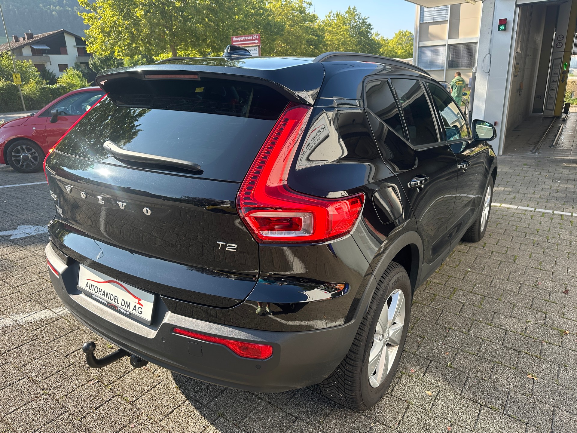 VOLVO XC40 T2 Momentum Light Geartronic-image-20