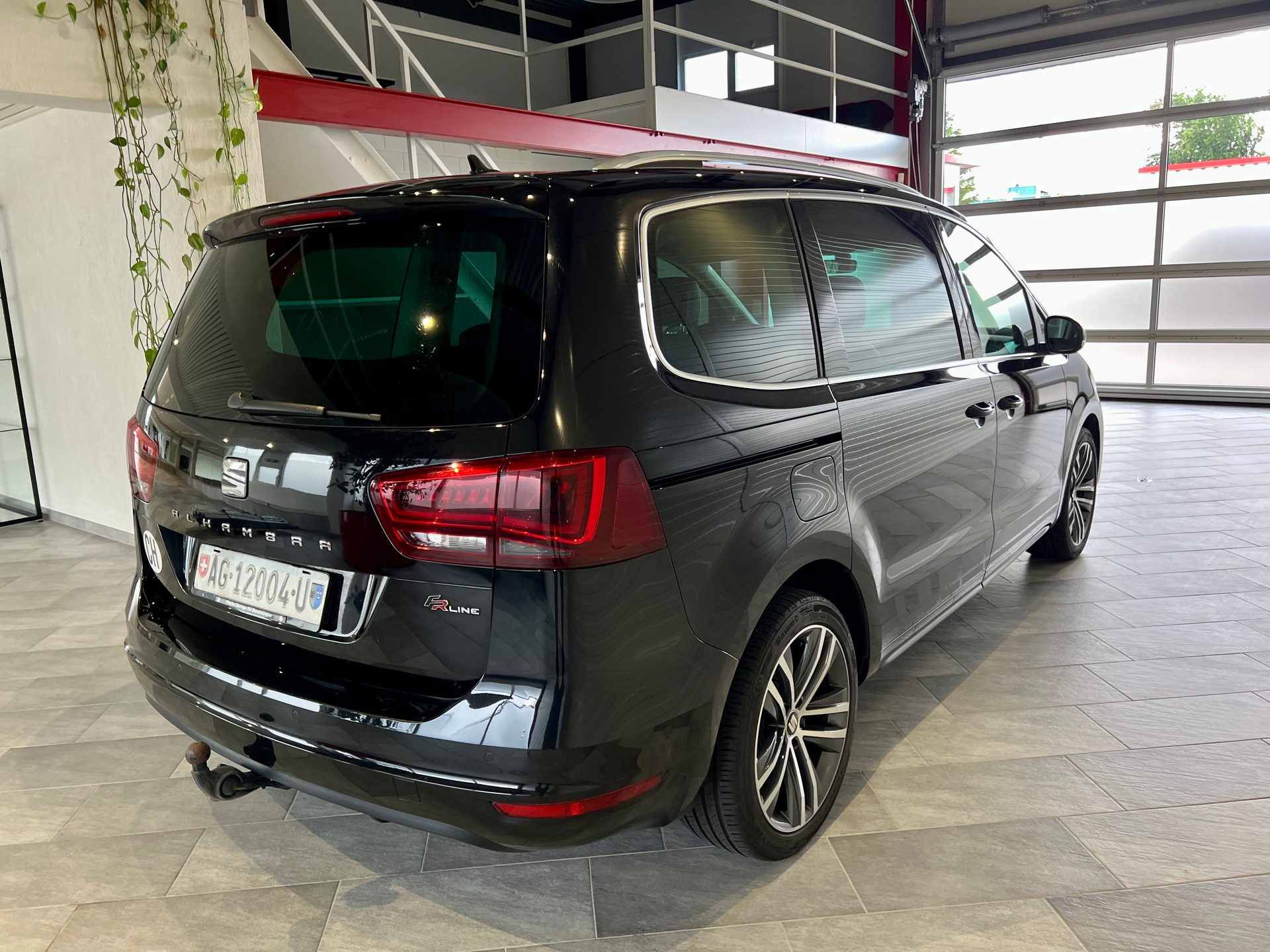 SEAT Alhambra 2.0 TDI FR Line DSG-showroom-element-3