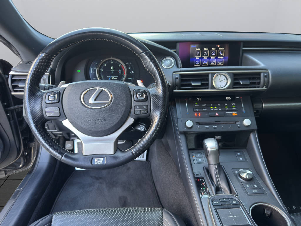 LEXUS RC 200t F-Sport-image-13