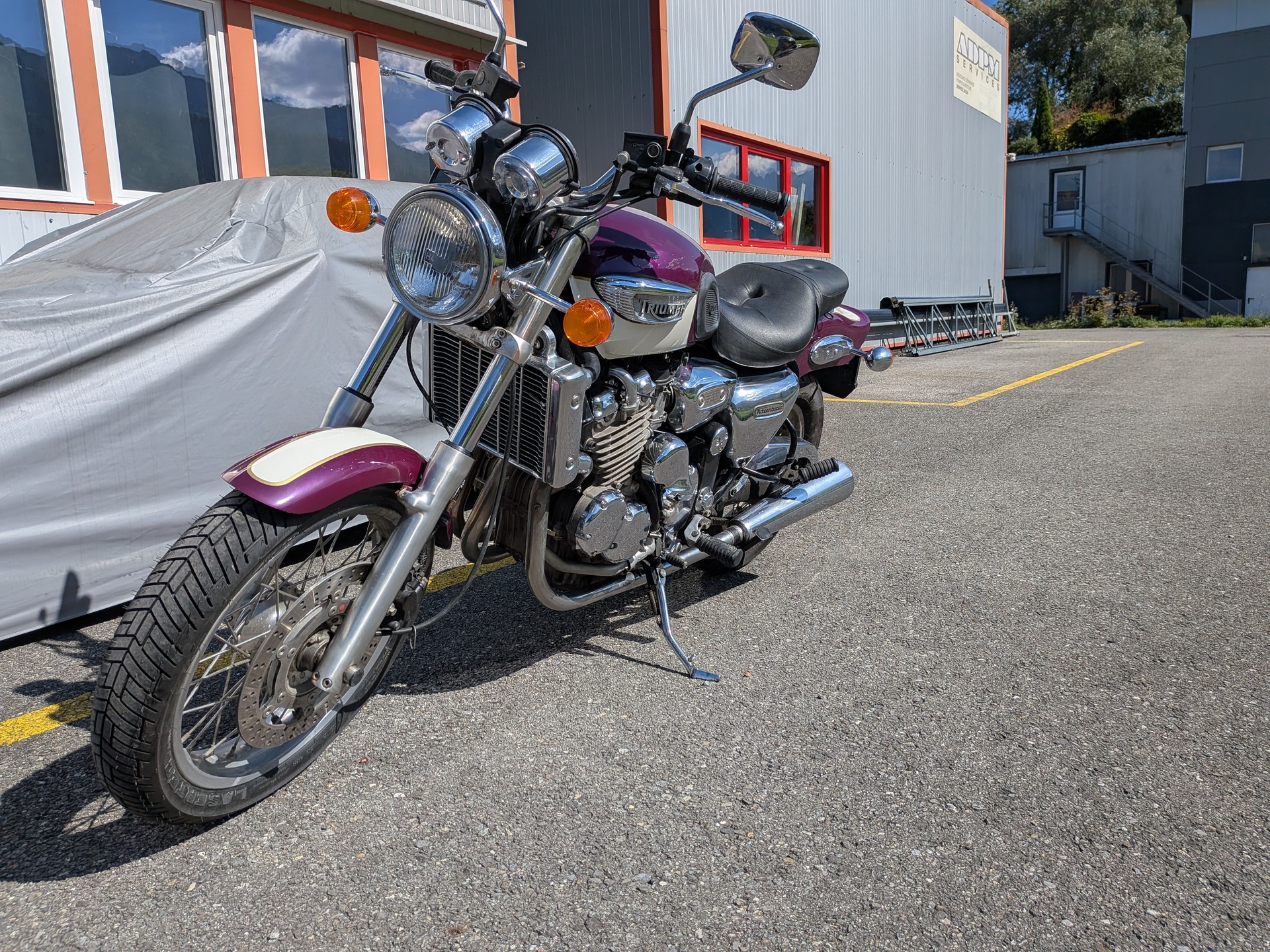 TRIUMPH Adventurer 900-image-3