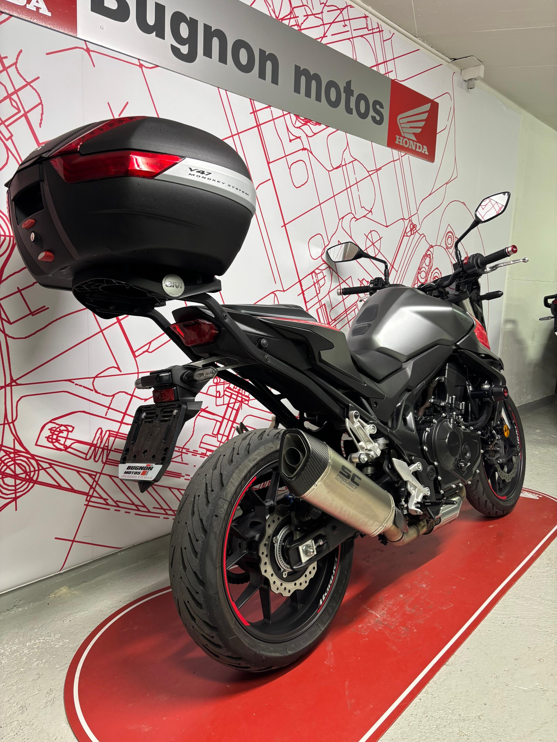 HONDA CB 750 Hornet-image-1