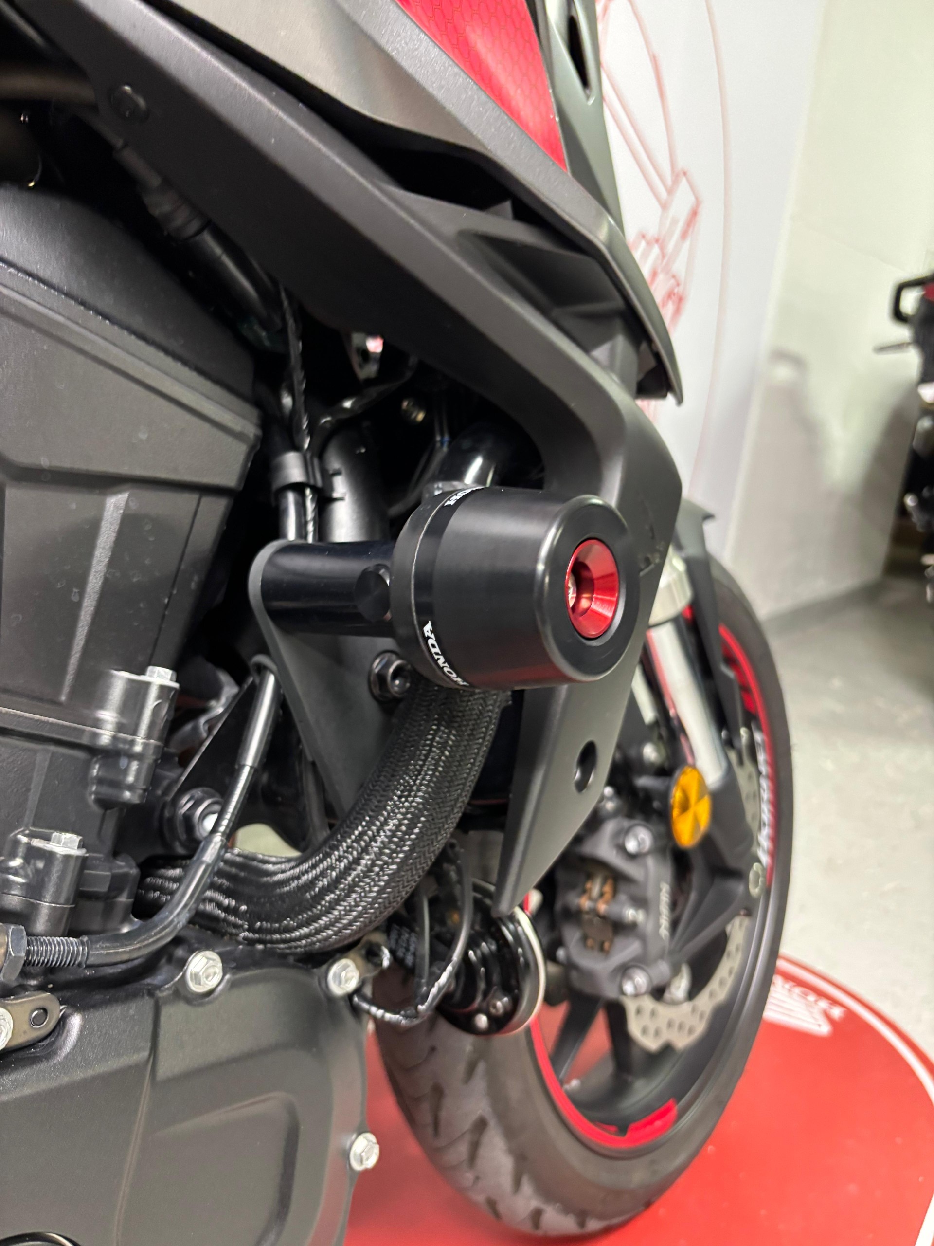 HONDA CB 750 Hornet-image-10