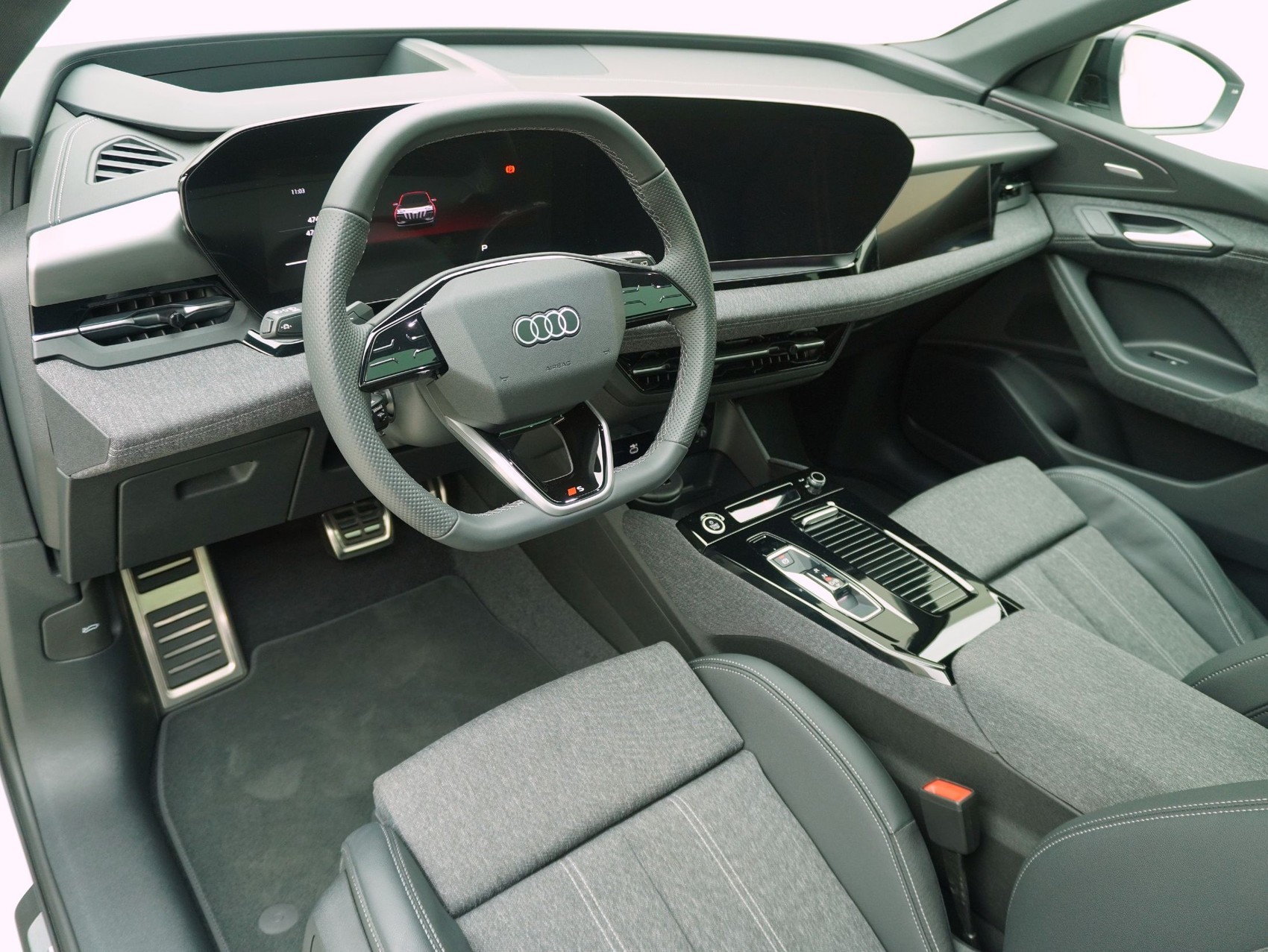 AUDI Q6 e-tron S line quattro **Audi Werksgarantie bis 01/2031**-image-10