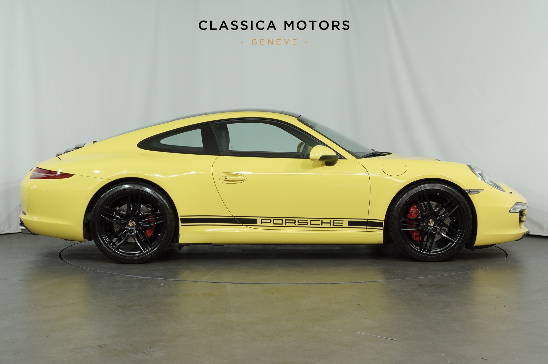 PORSCHE 911 Carrera S PDK-showroom-element-2