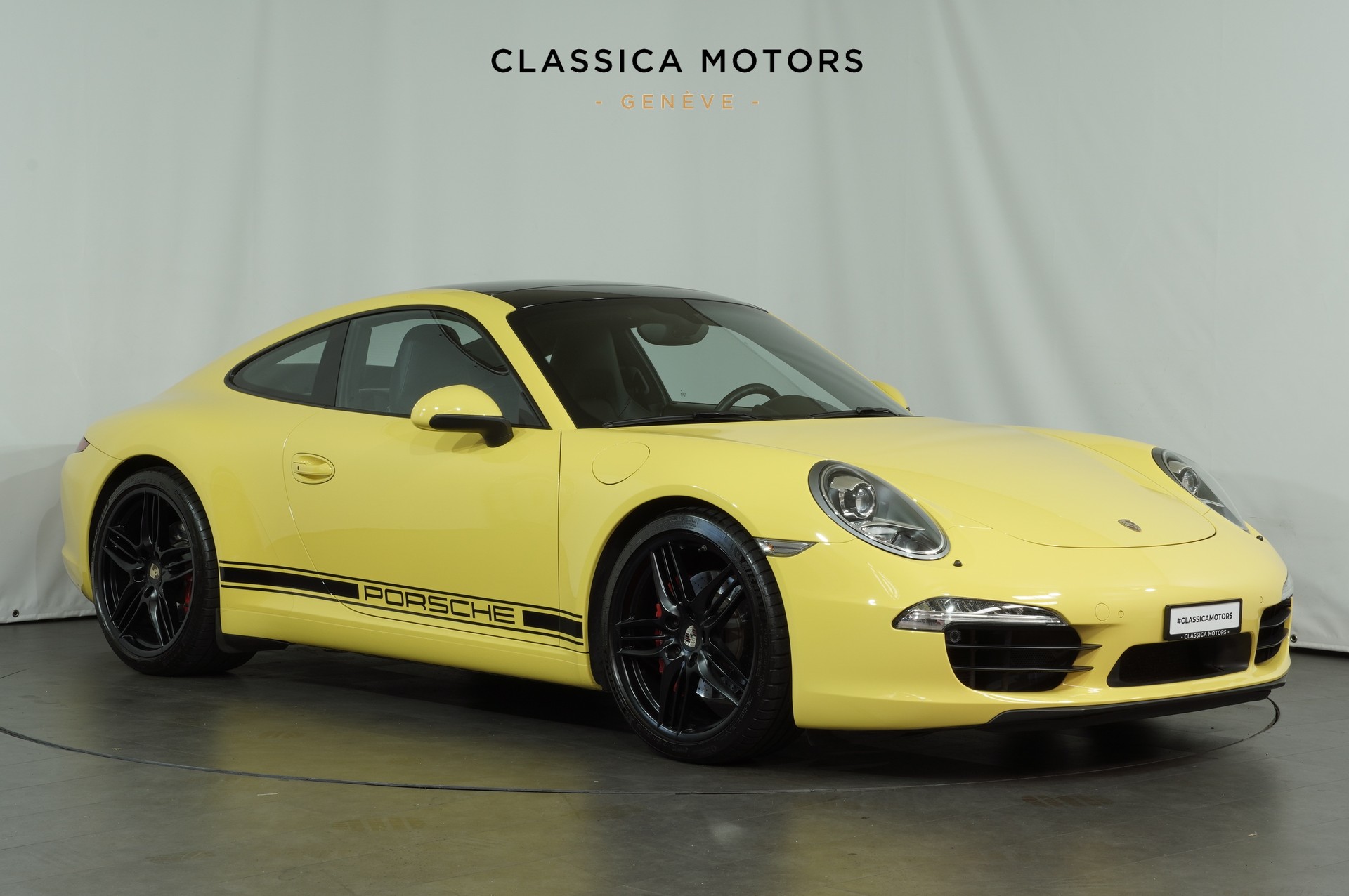 PORSCHE 911 Carrera S PDK-showroom-element-1
