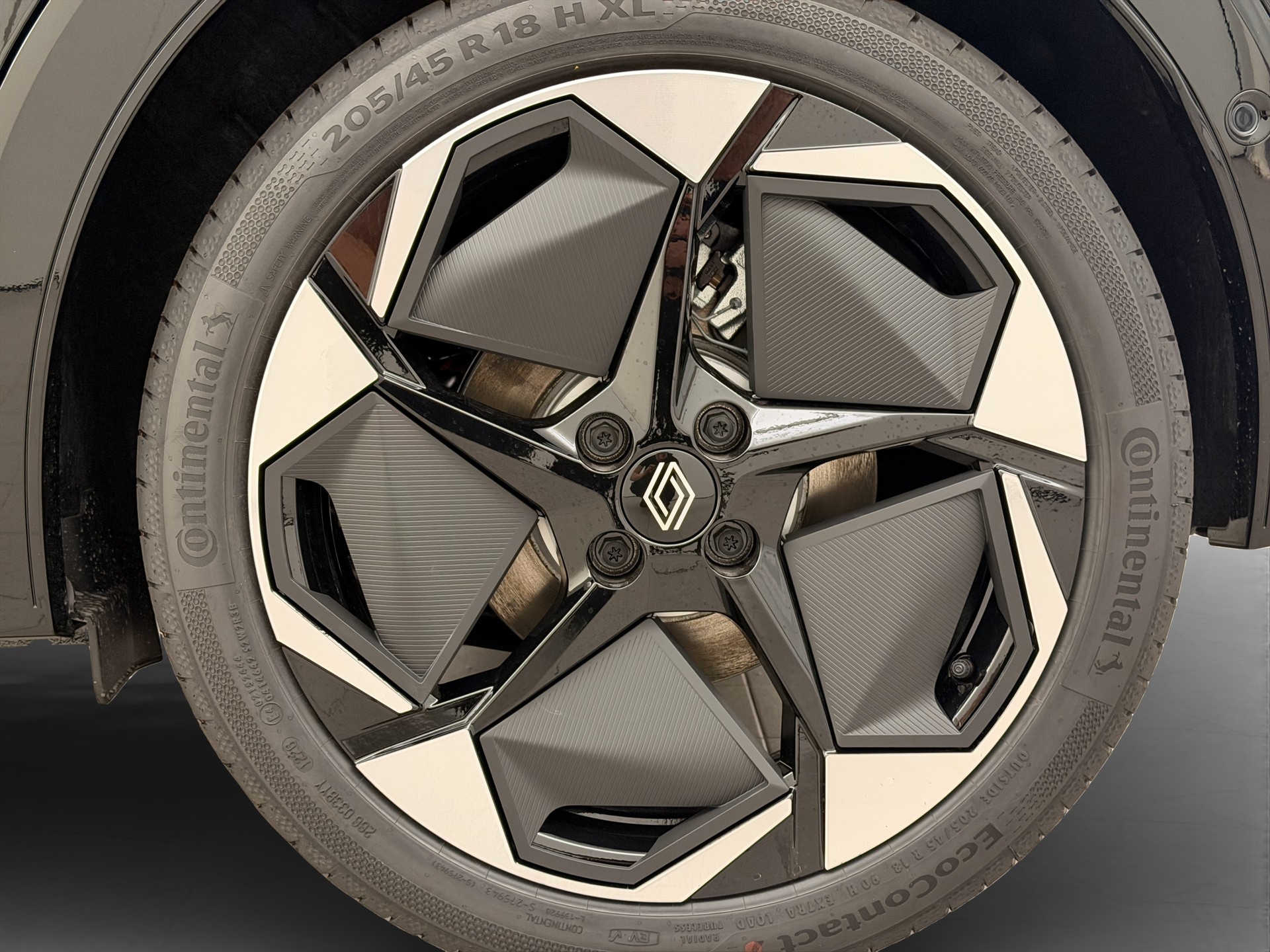 RENAULT Clio 1.8 E-Tech techno-image-5