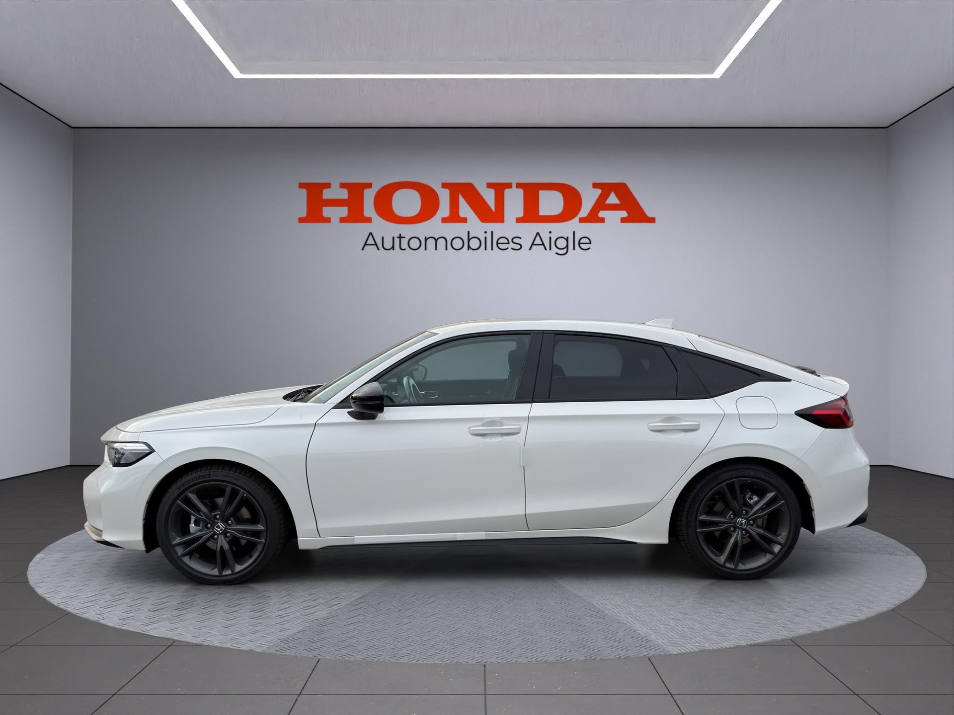 HONDA Civic 2.0 i-MMD Sport-showroom-element-1