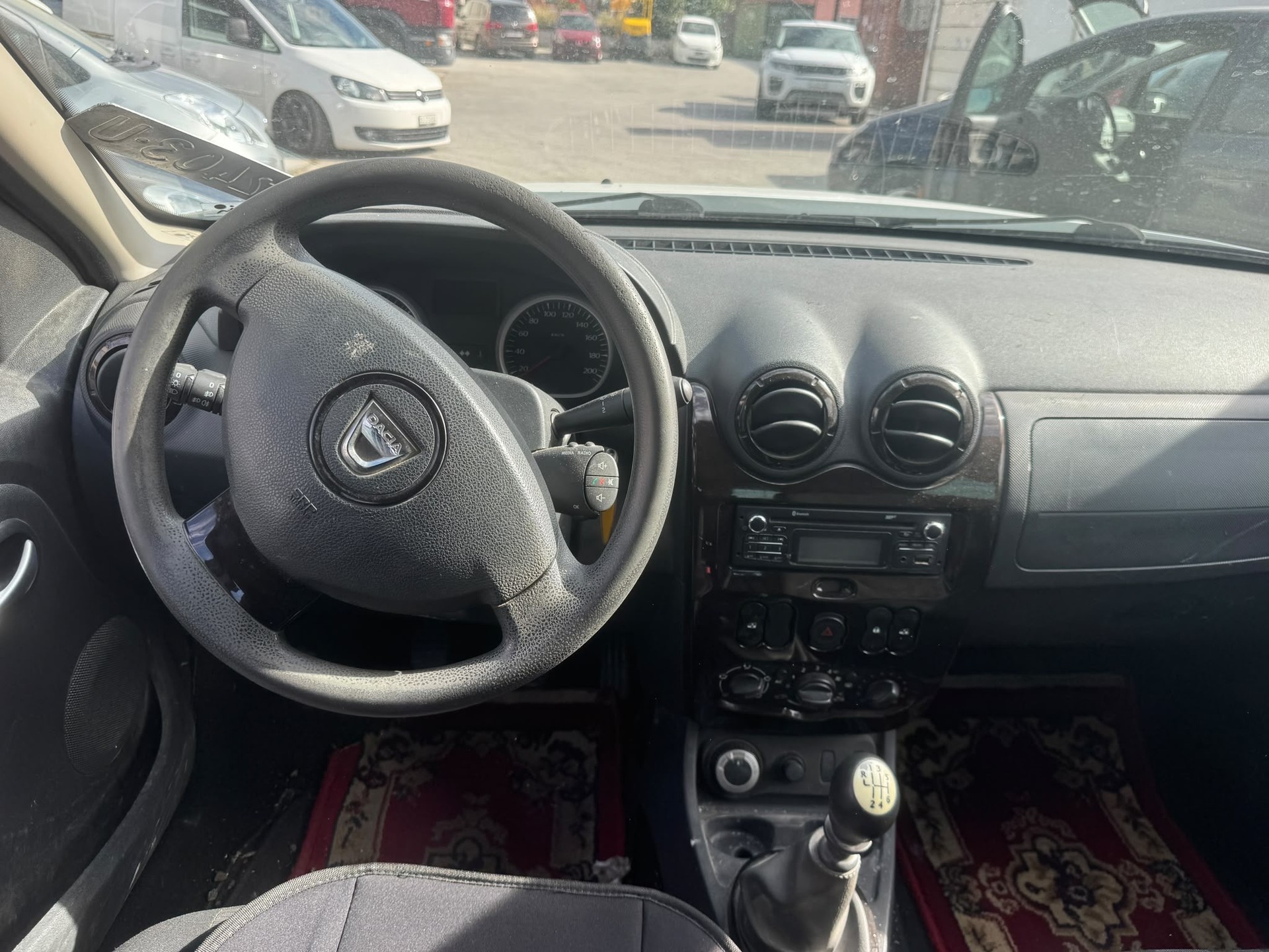 DACIA Duster 1.5 dCi Lauréate 4x4-image-8