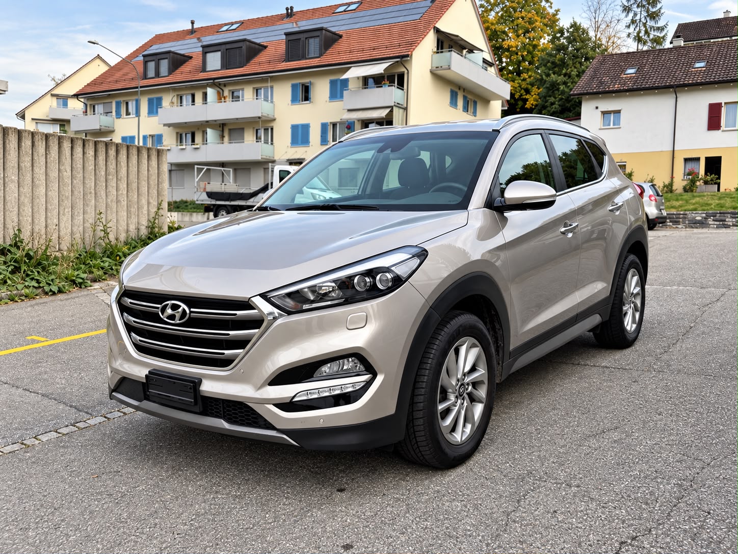 HYUNDAI Tucson 1.6 TGDI Plena 4WD Automatic-showroom-element-1