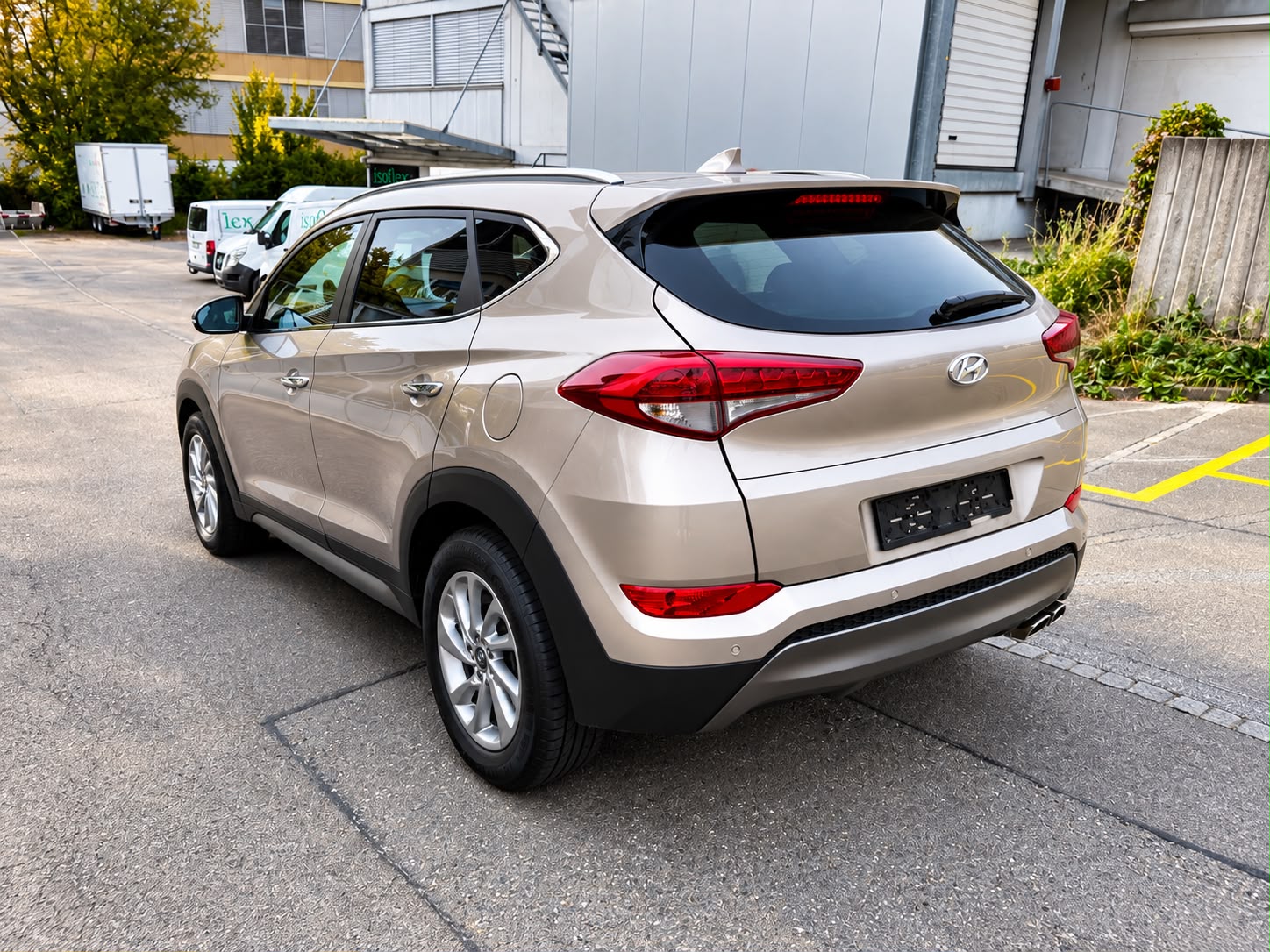HYUNDAI Tucson 1.6 TGDI Plena 4WD Automatic-showroom-element-3