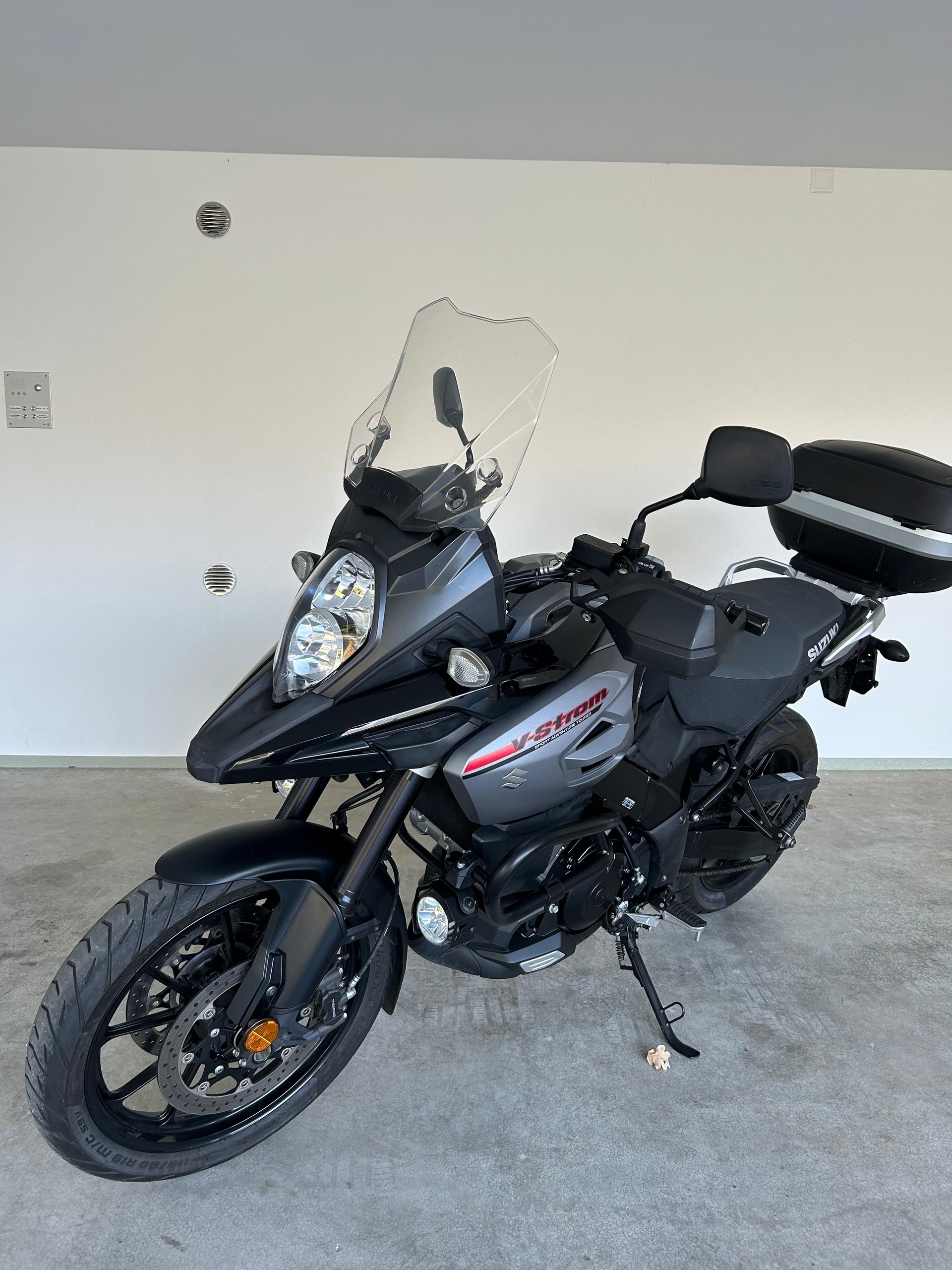 SUZUKI DL 1000 ABS L8-image-2
