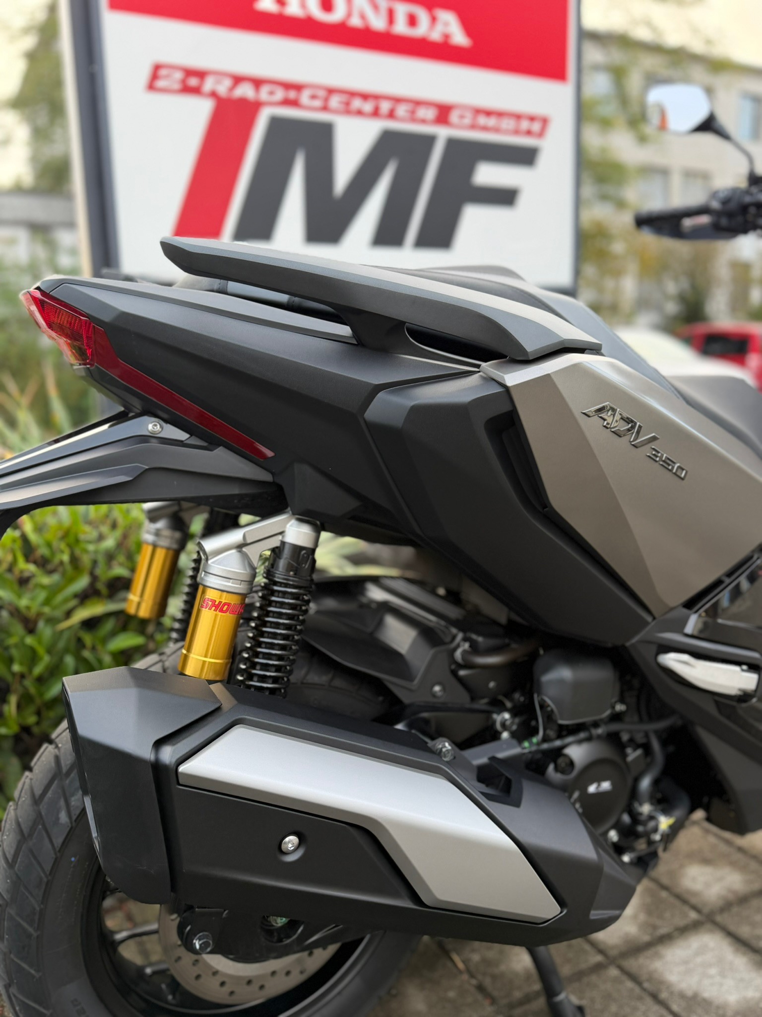 HONDA ADV 350-image-3
