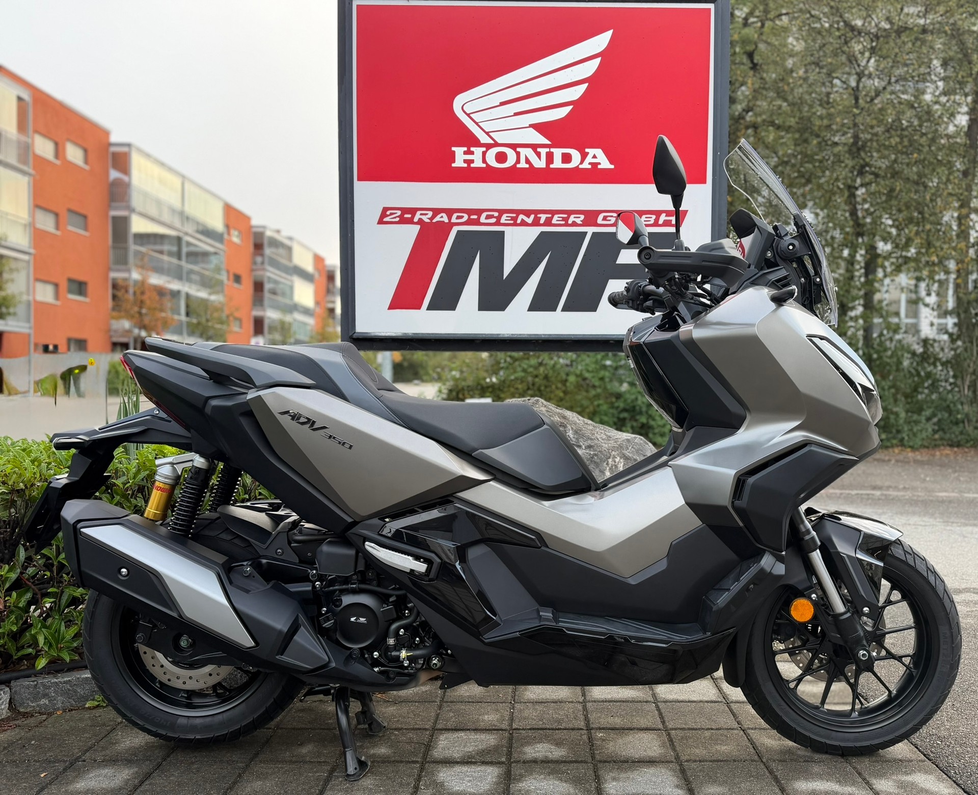 HONDA ADV 350-image-6