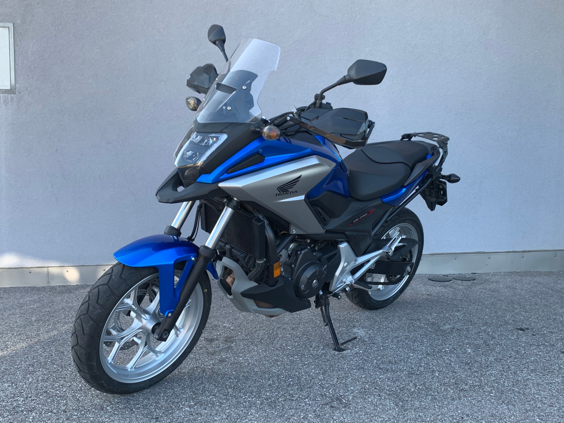 HONDA NC 750 XA ABS-image-2