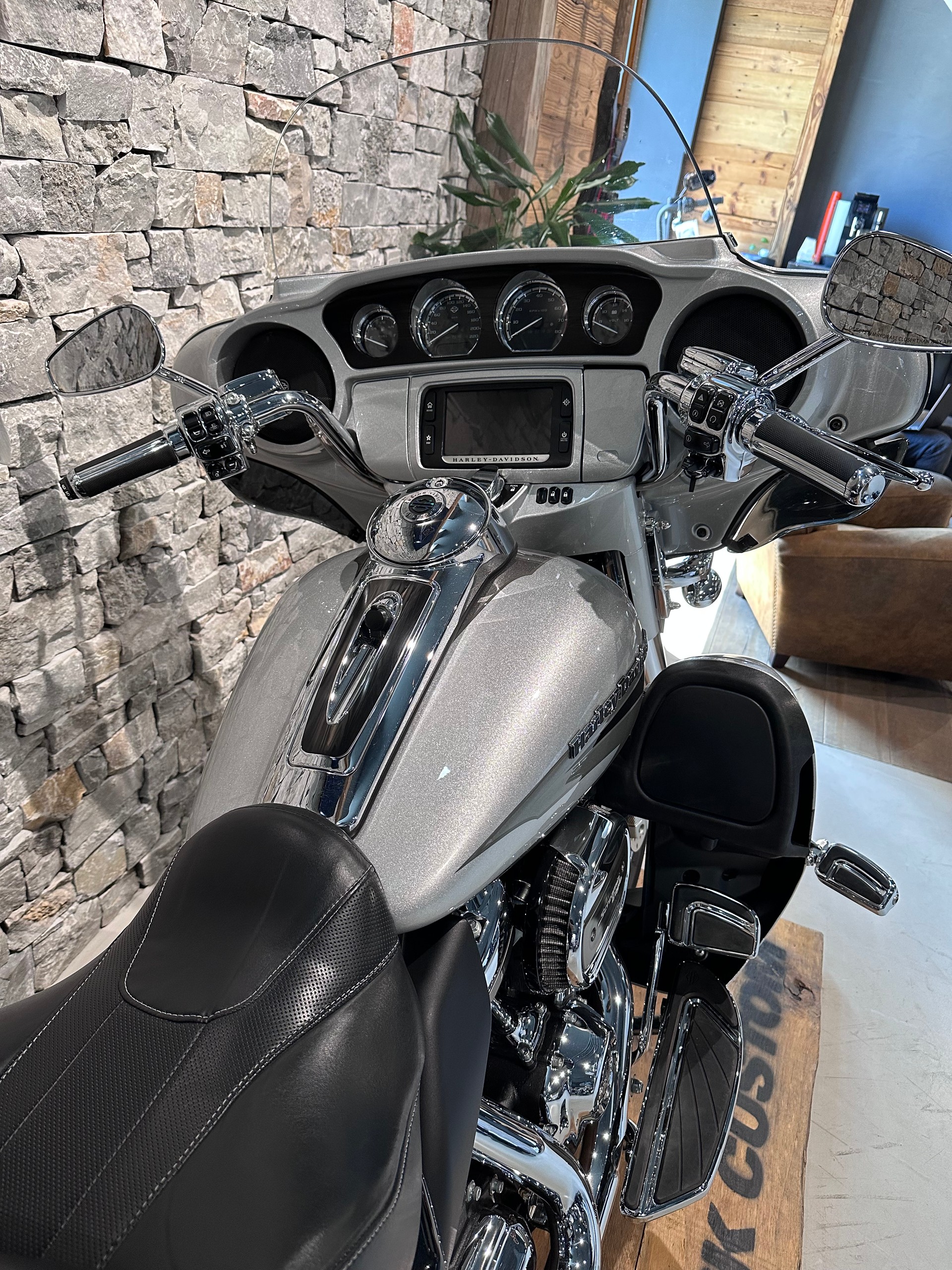 HARLEY-DAVIDSON FLHTKSE-image-4