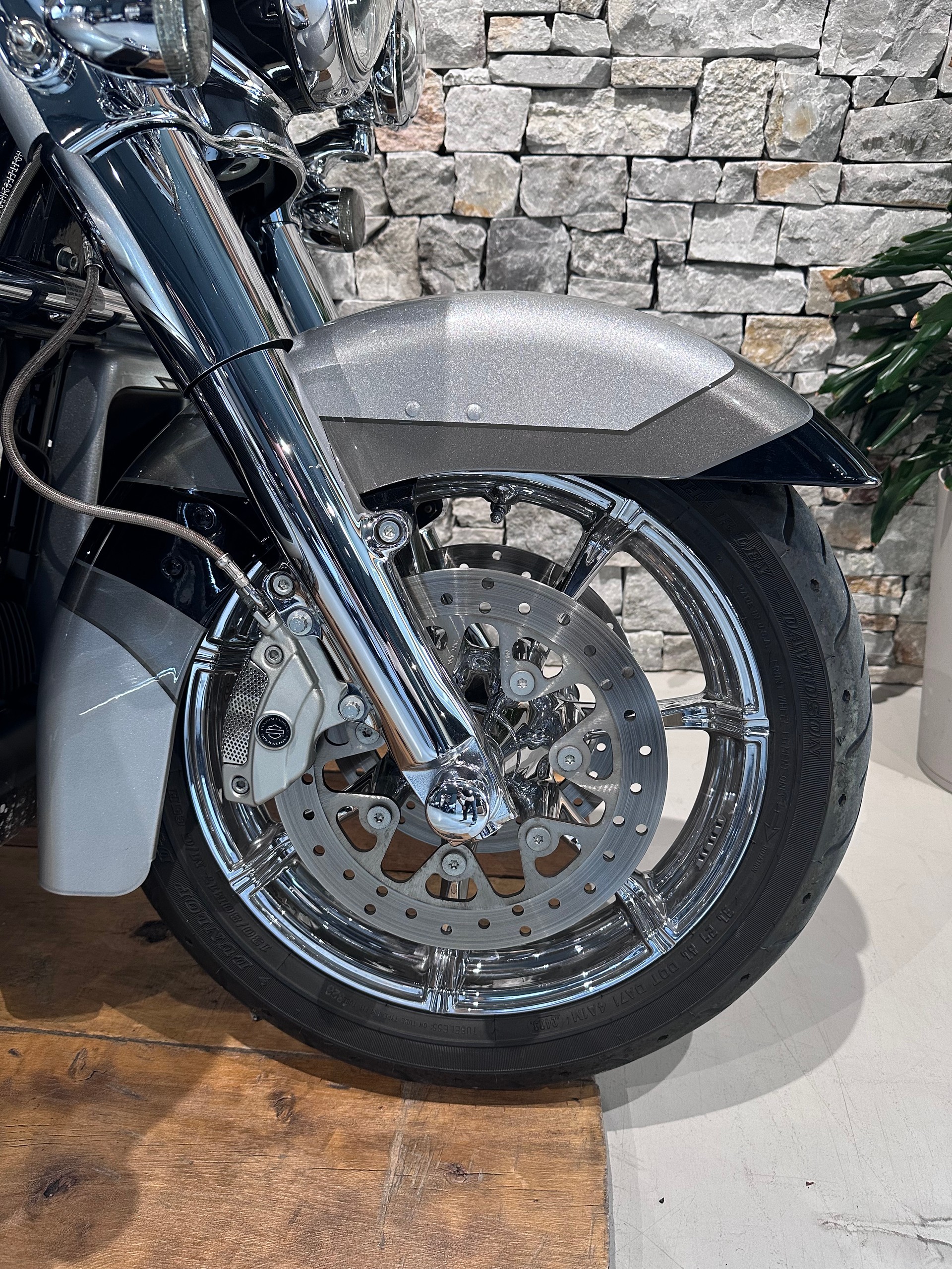 HARLEY-DAVIDSON FLHTKSE-image-7