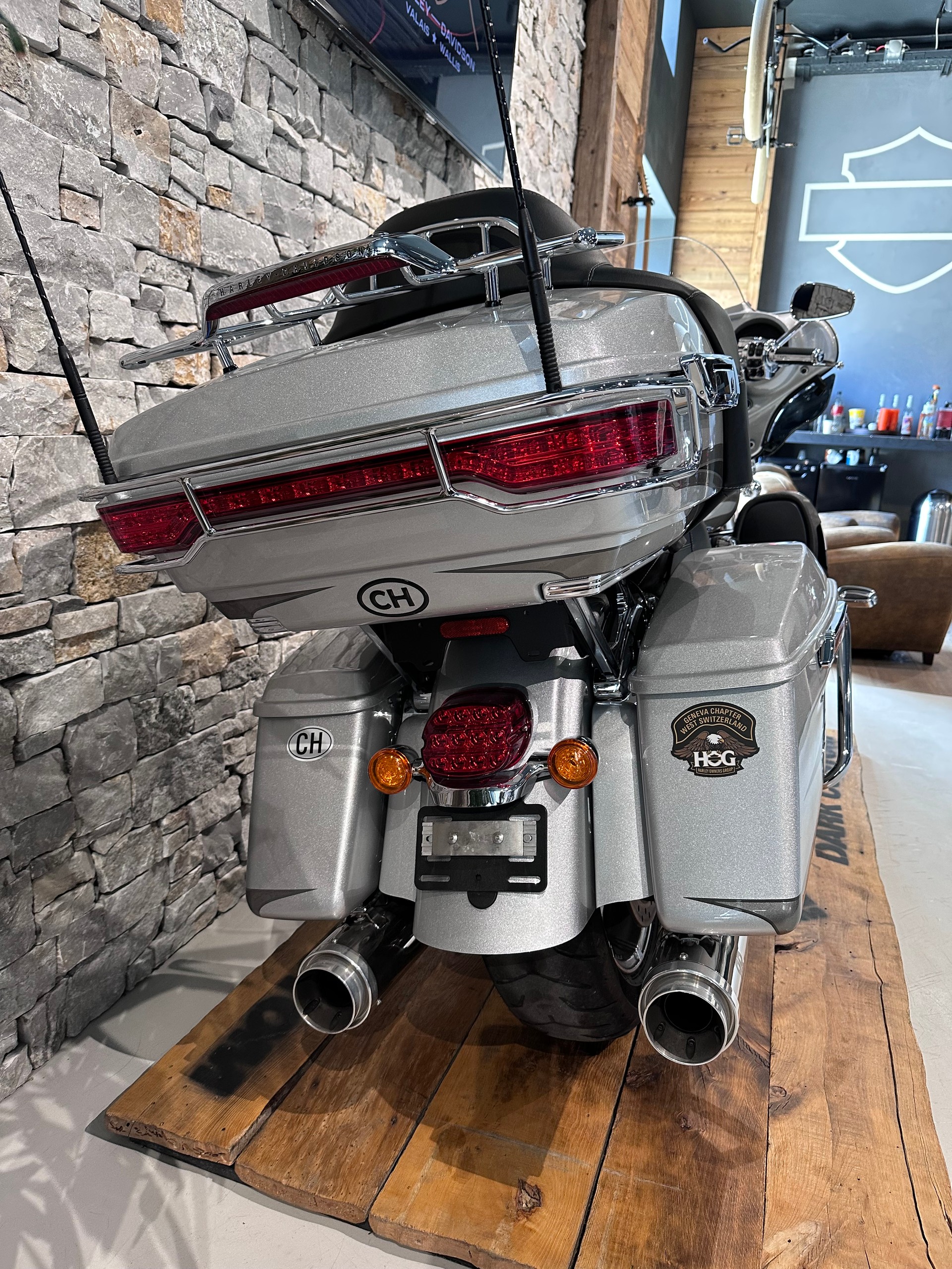 HARLEY-DAVIDSON FLHTKSE-image-6