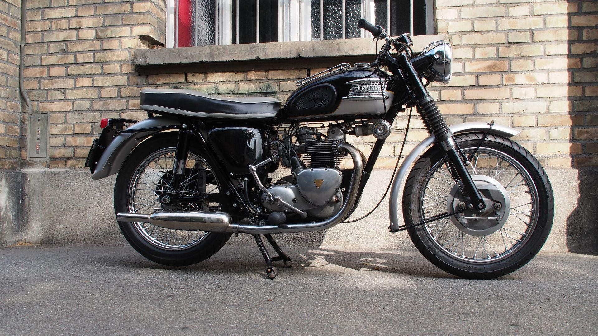 TRIUMPH 500 CC-image-1