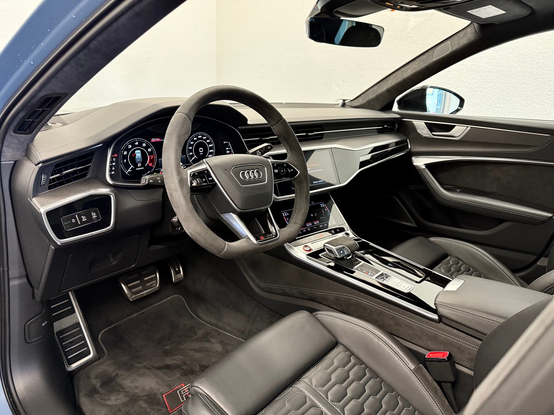 AUDI RS6 Avant 4.0 TFSI V8 quattro " 1 of 1"-image-20