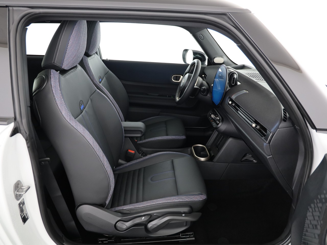 MINI Cooper C-image-11