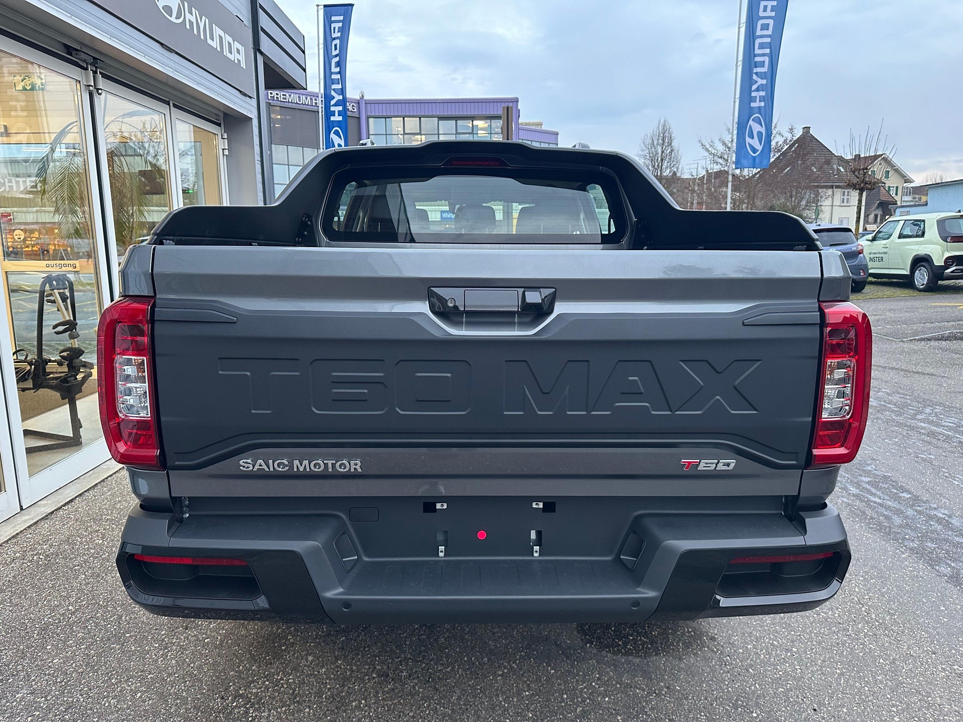 MAXUS T60 Max 2.0 TD Luxury-image-5