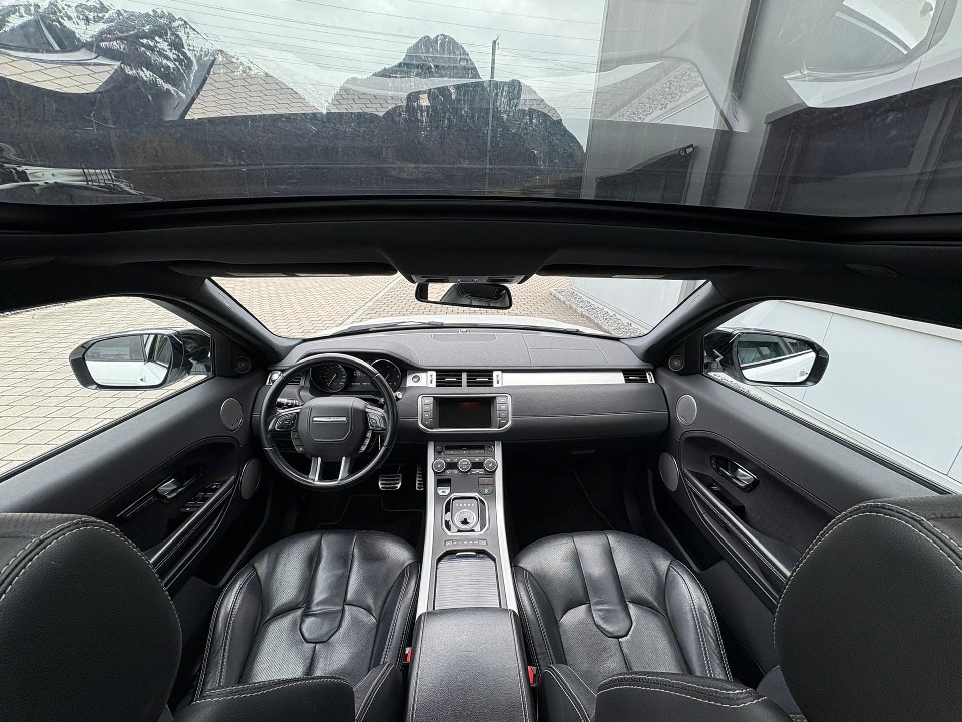LAND ROVER Range Rover Evoque 2.2 SD4 Prestige AT6-image-7