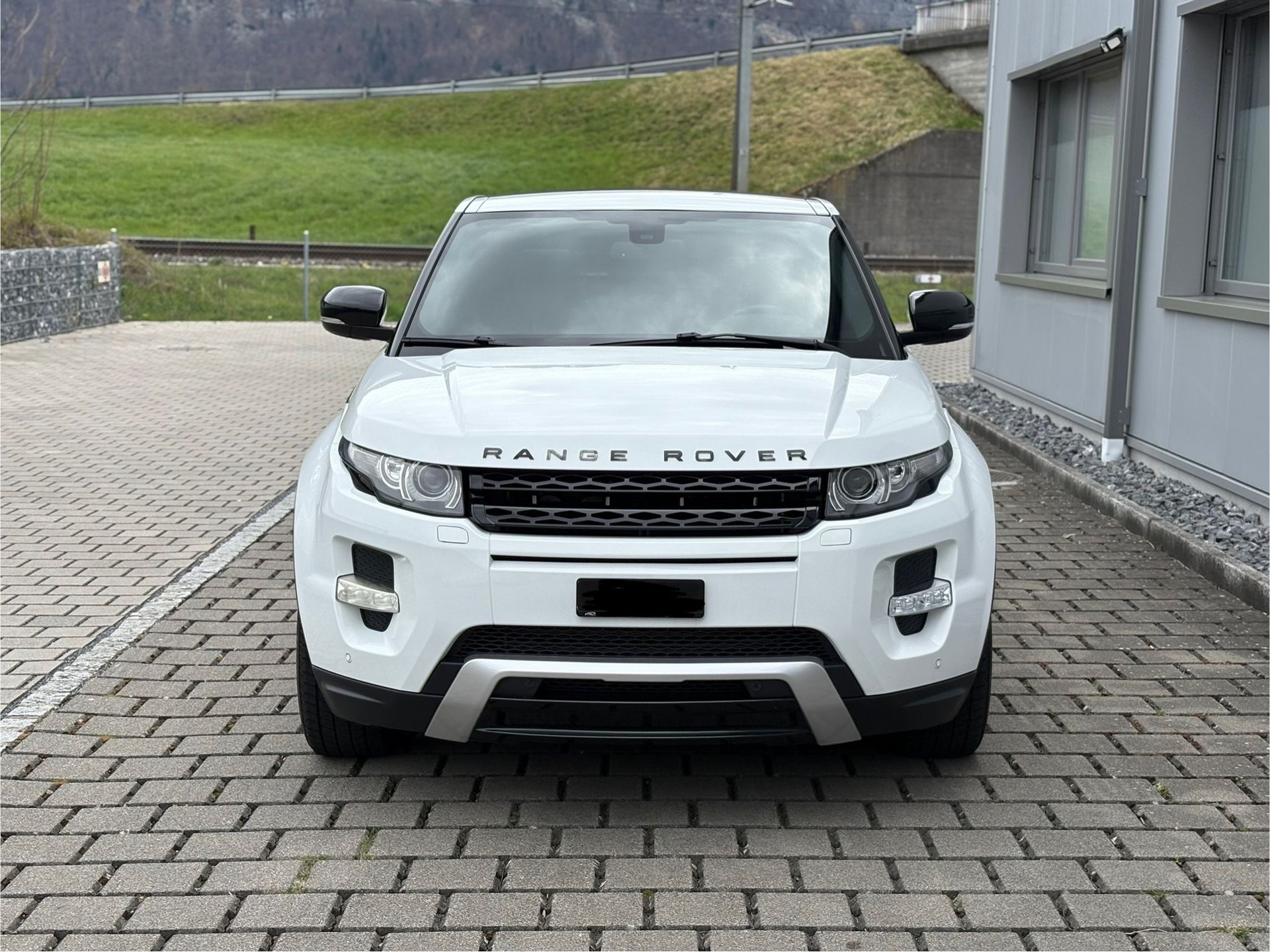 LAND ROVER Range Rover Evoque 2.2 SD4 Prestige AT6