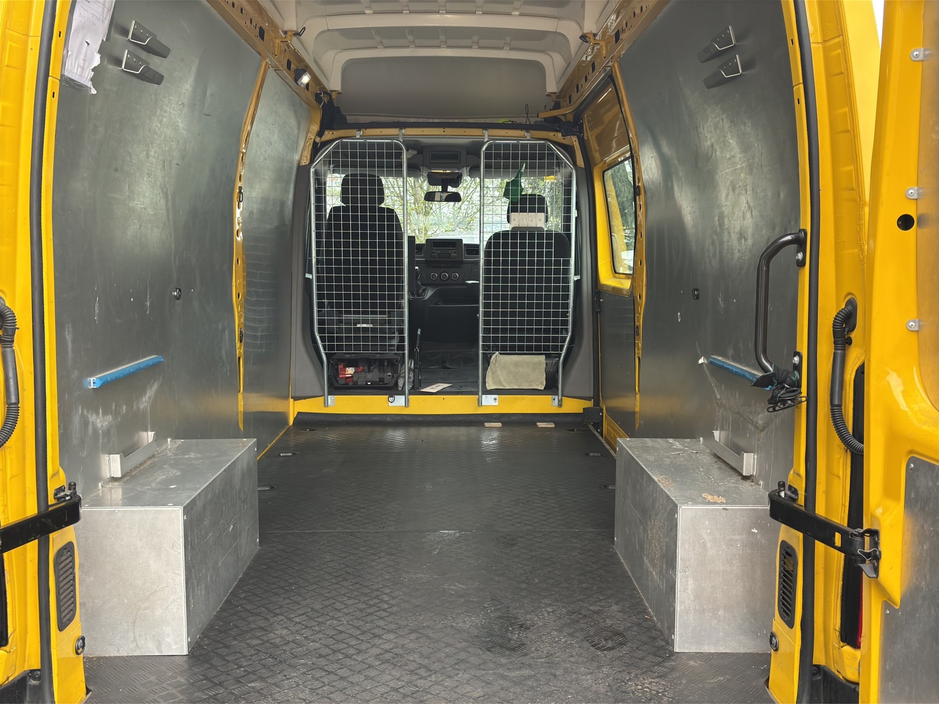 RENAULT Master T35 2.3dCi 135 L3H3-image-9