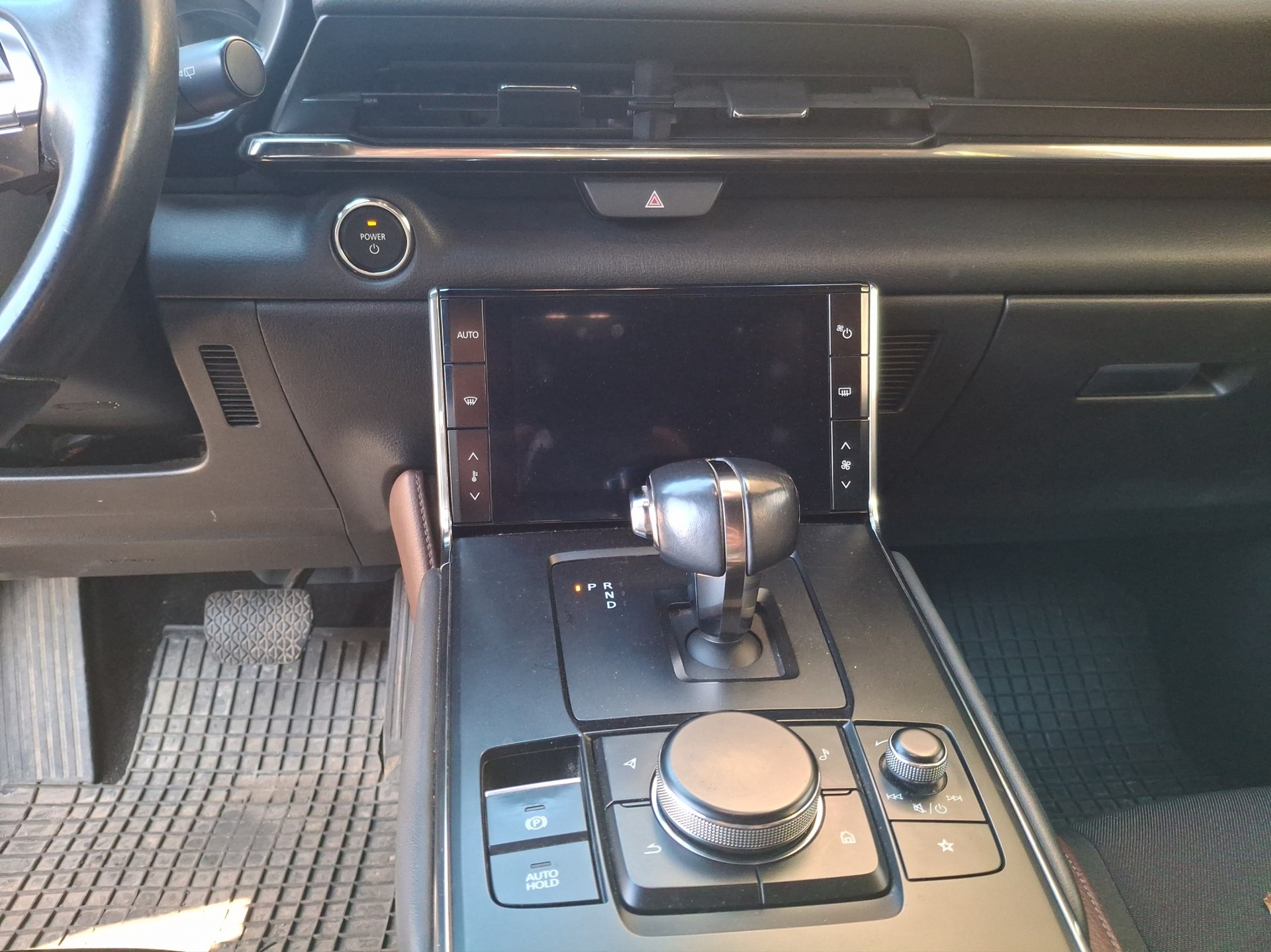 MAZDA MX-30 e-Skyactiv Revolution-image-11