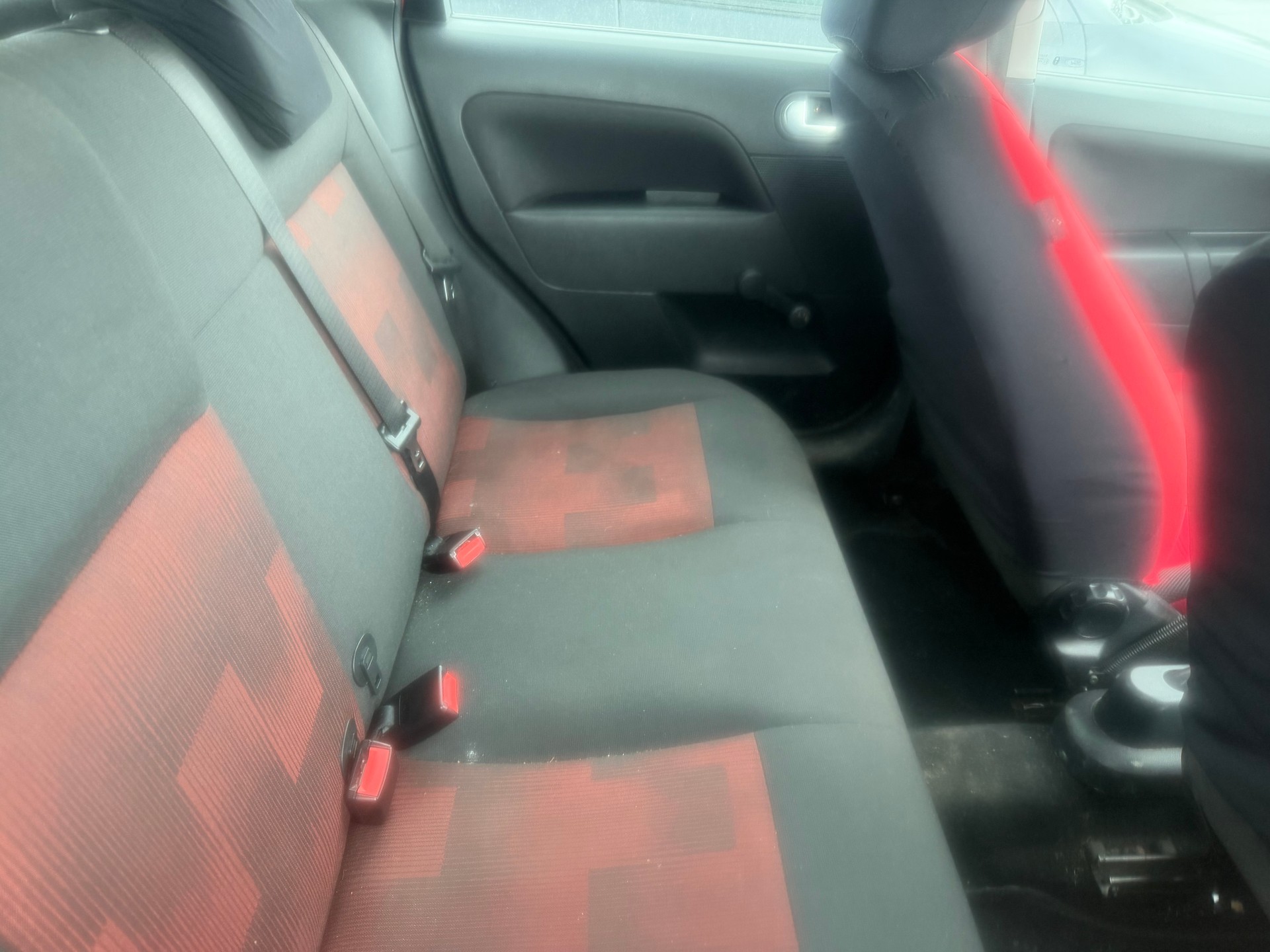 FORD Fiesta 1.4 16V Trend-image-6