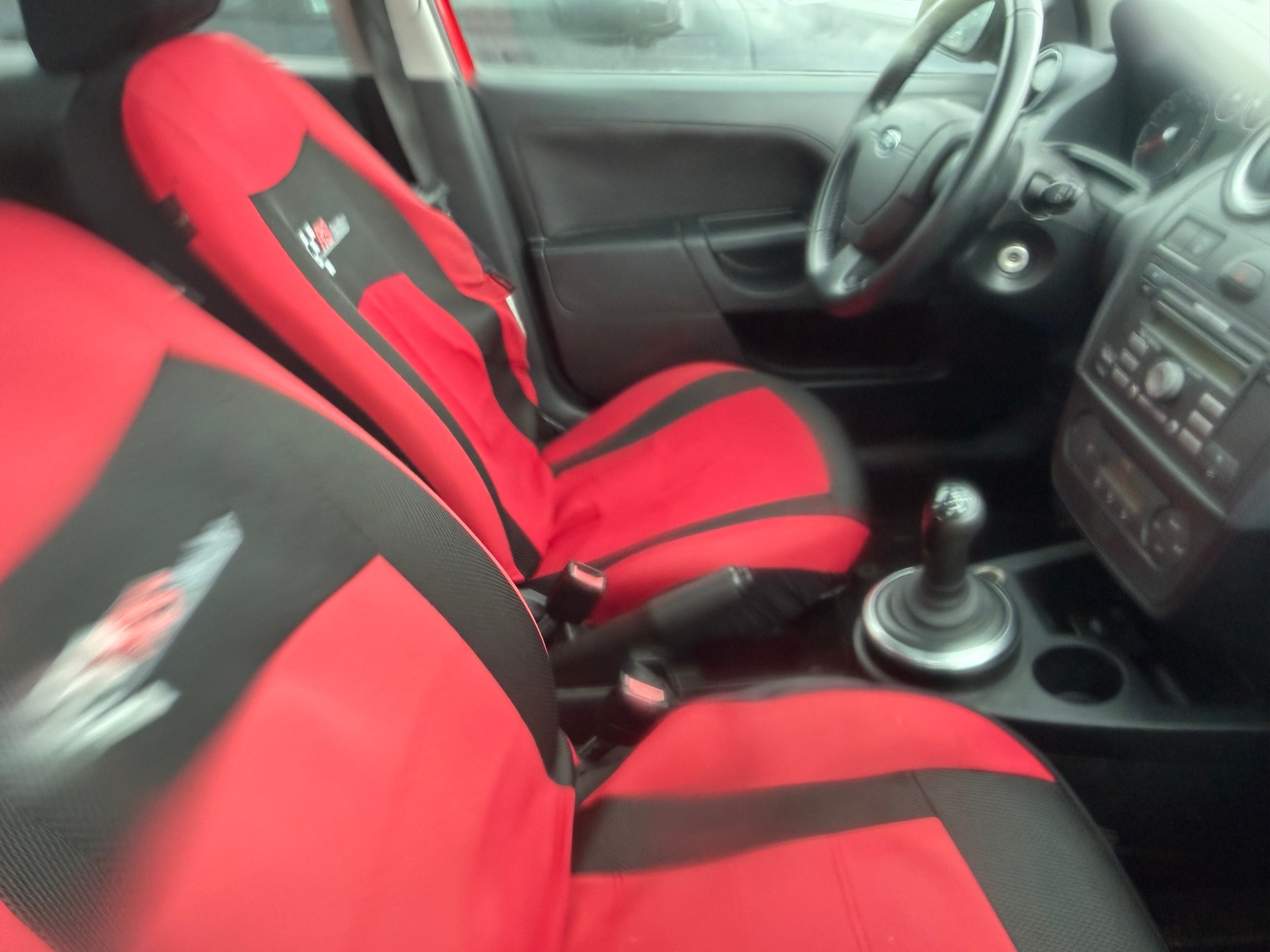 FORD Fiesta 1.4 16V Trend-image-5