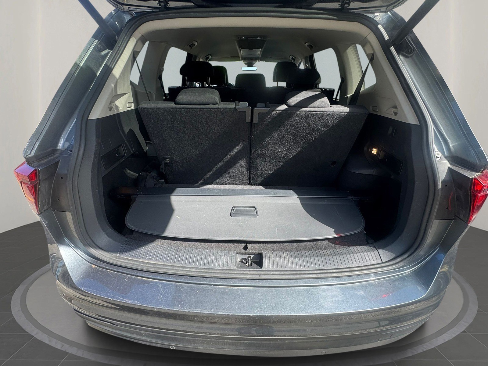 VW Tiguan Allspace 2.0TSI Comfortline 4Motion DSG-image-4