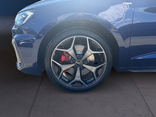 AUDI A1 Sportback 30 TFSI S Line Attraction S-tronic-image-8