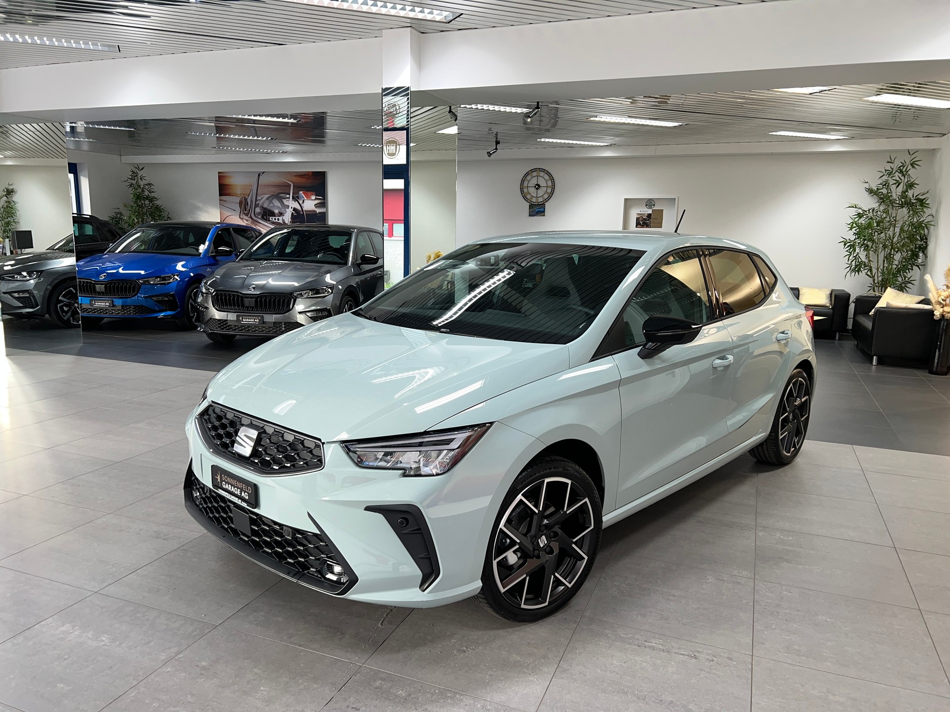 SEAT Ibiza 1.5 EcoTSI FR DSG / Neustes Modell / 5 Jahre Garantie-showroom-element-3