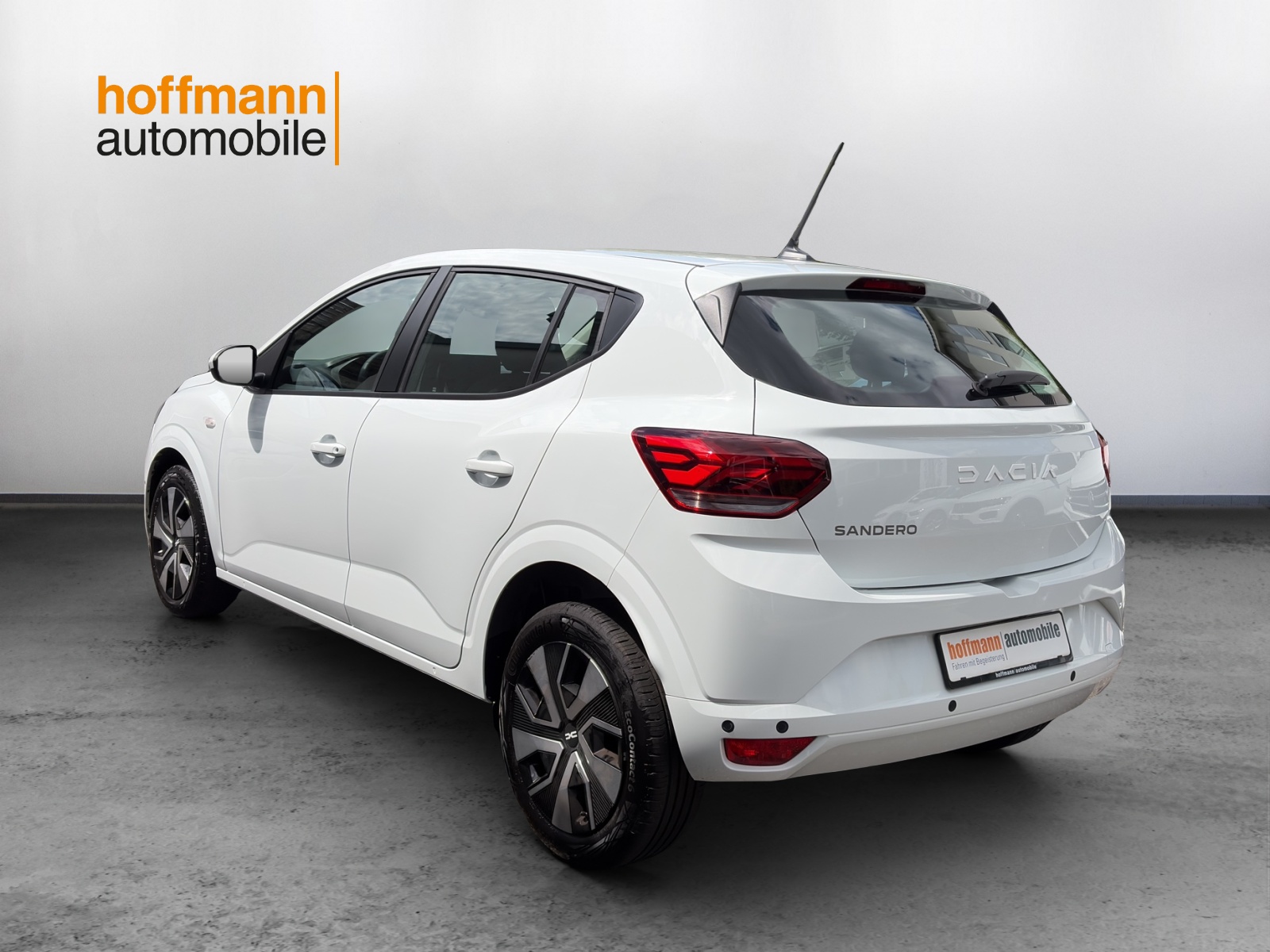 DACIA Sandero TCe 90 Expression-image-5