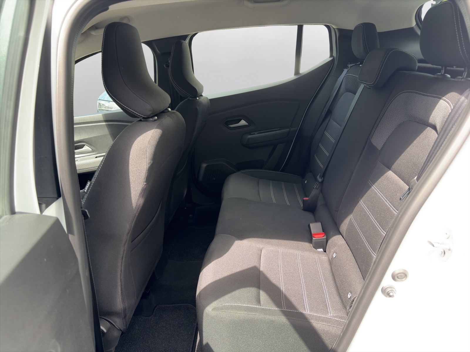 DACIA Sandero TCe 90 Expression-image-10