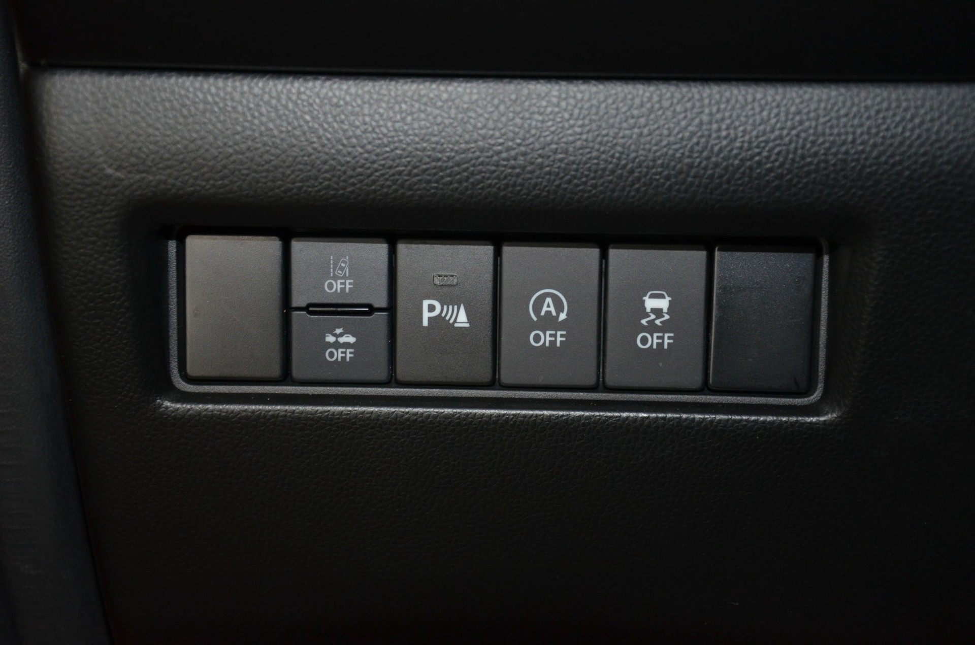 SUZUKI Swift Sport 1.4i 16V Compact Top Hybrid-image-20
