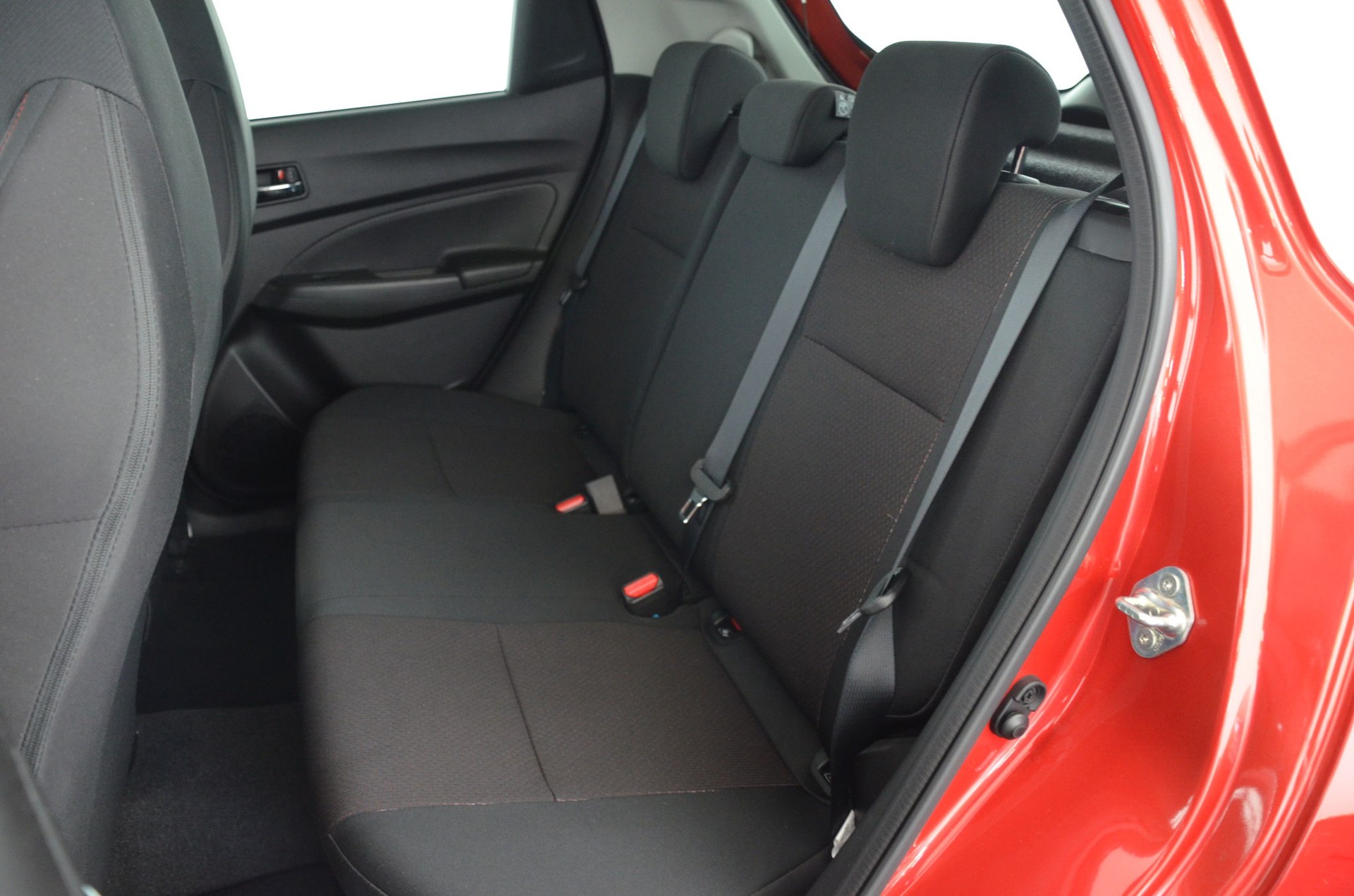 SUZUKI Swift Sport 1.4i 16V Compact Top Hybrid-image-13
