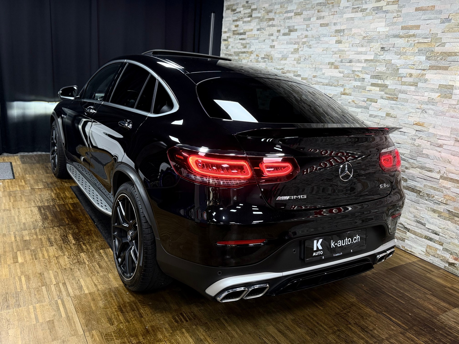 MERCEDES-BENZ GLC Coupé 63 S AMG 4Matic 9G-Tronic-showroom-element-2