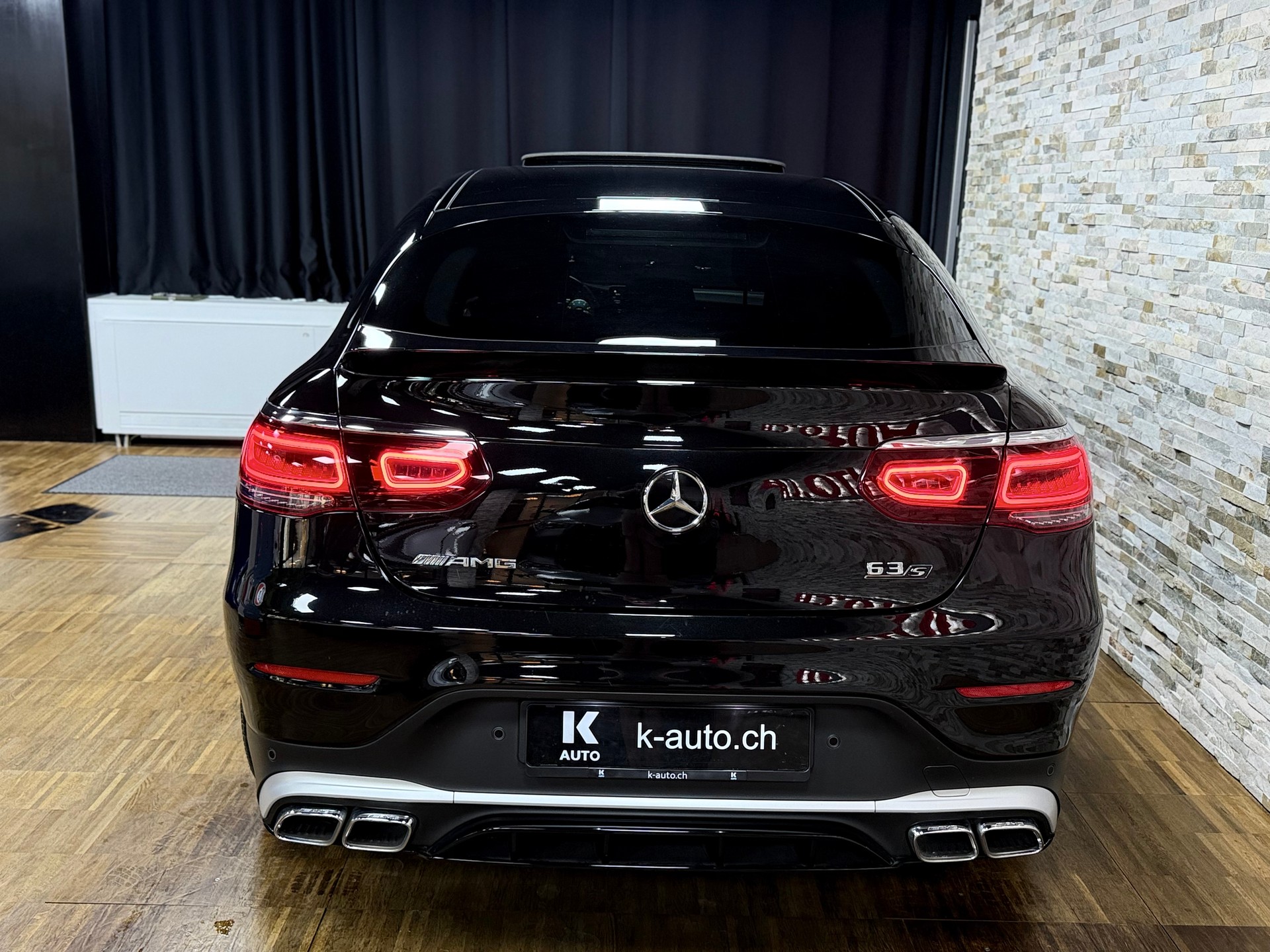 MERCEDES-BENZ GLC Coupé 63 S AMG 4Matic 9G-Tronic-showroom-element-3