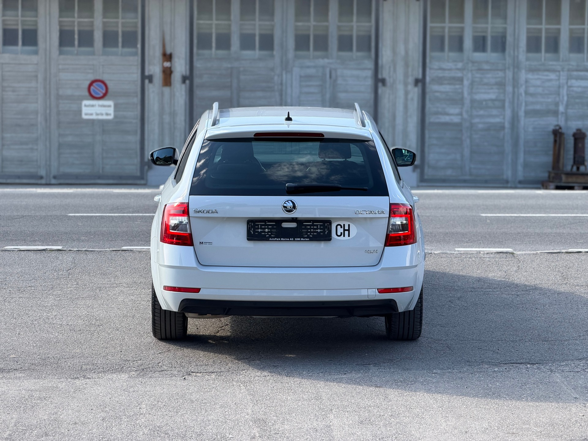 SKODA Octavia Combi 2.0 TDI Ambition 4x4 AHK 2.0T-image-5