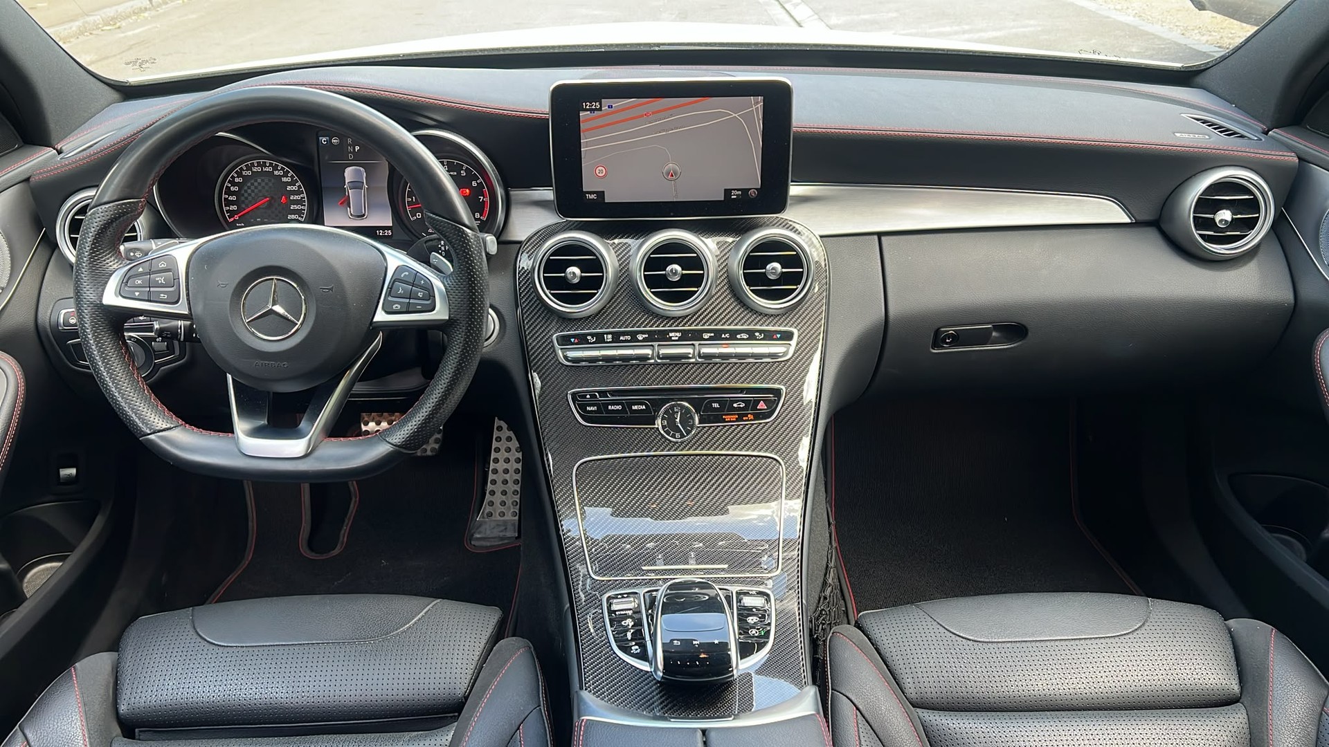 MERCEDES-BENZ C 43 AMG 4Matic 9G-Tronic-image-7