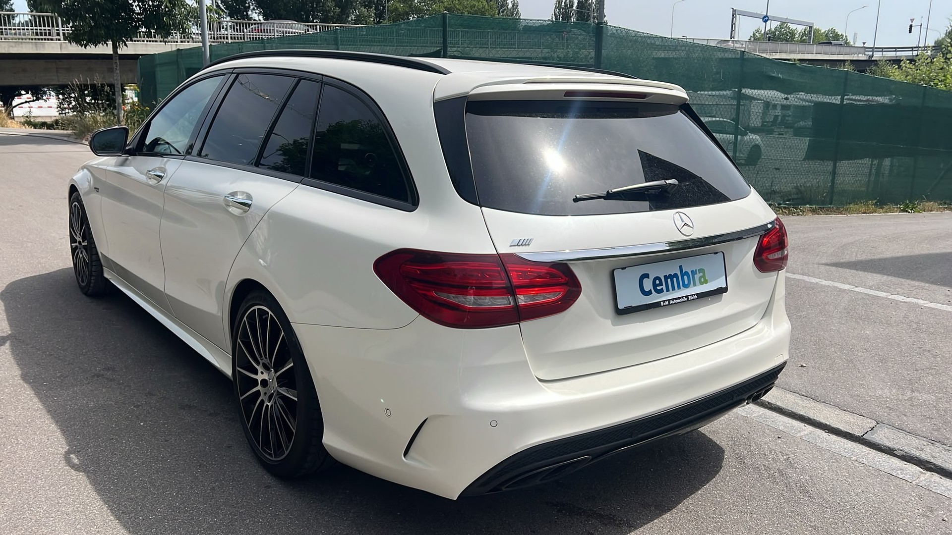 MERCEDES-BENZ C 43 AMG 4Matic 9G-Tronic-image-5
